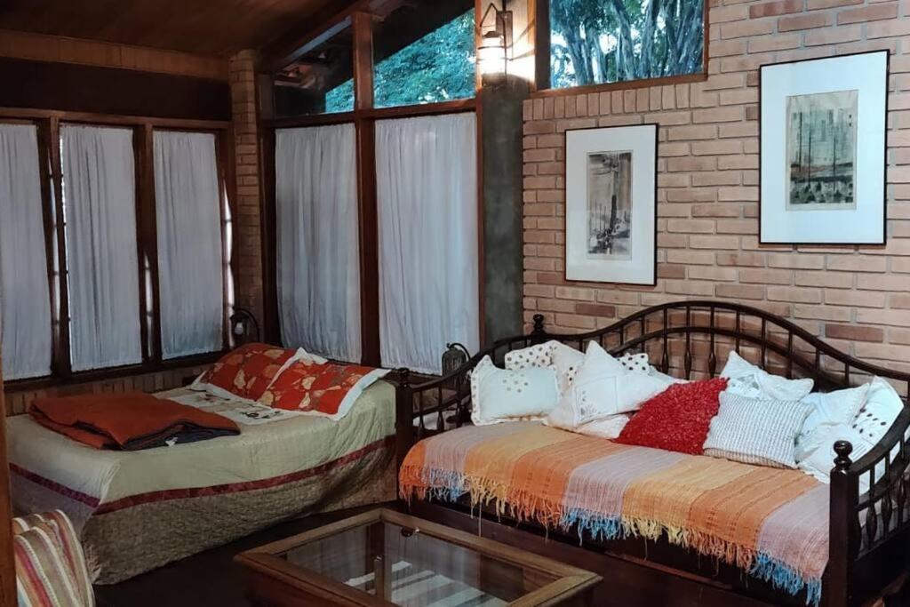 Casa de Campo Condomínio Serra Negra