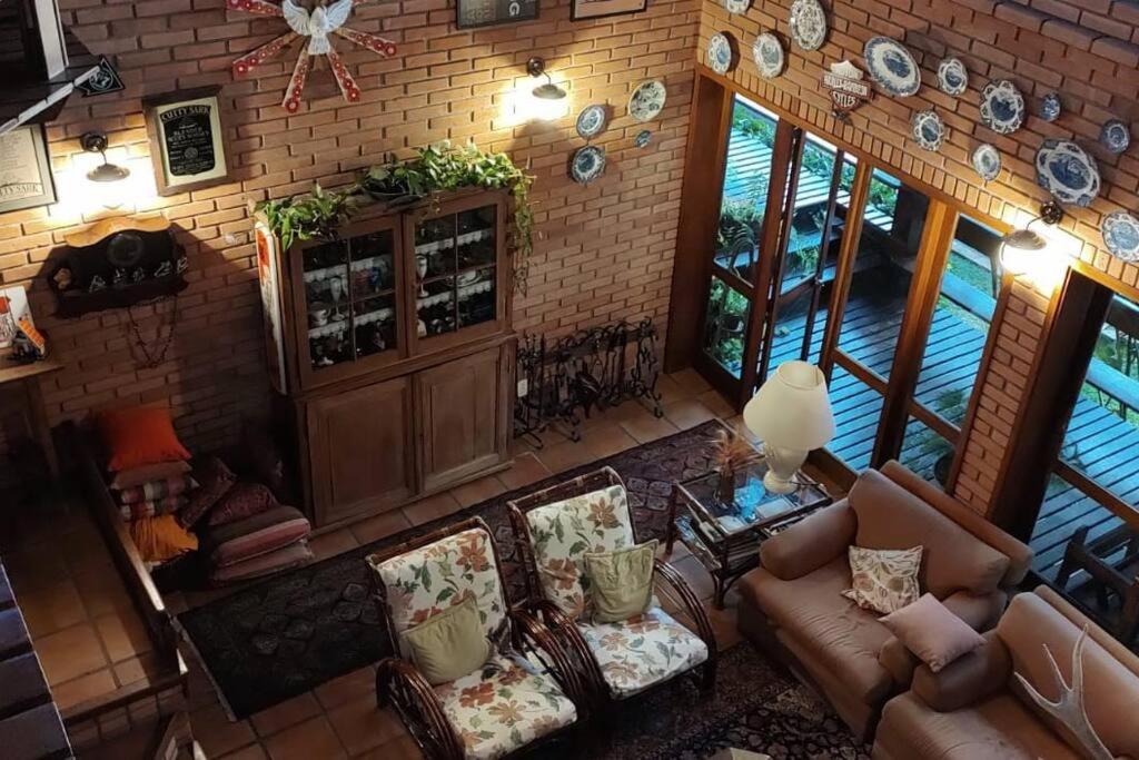 Casa de Campo Condomínio Serra Negra