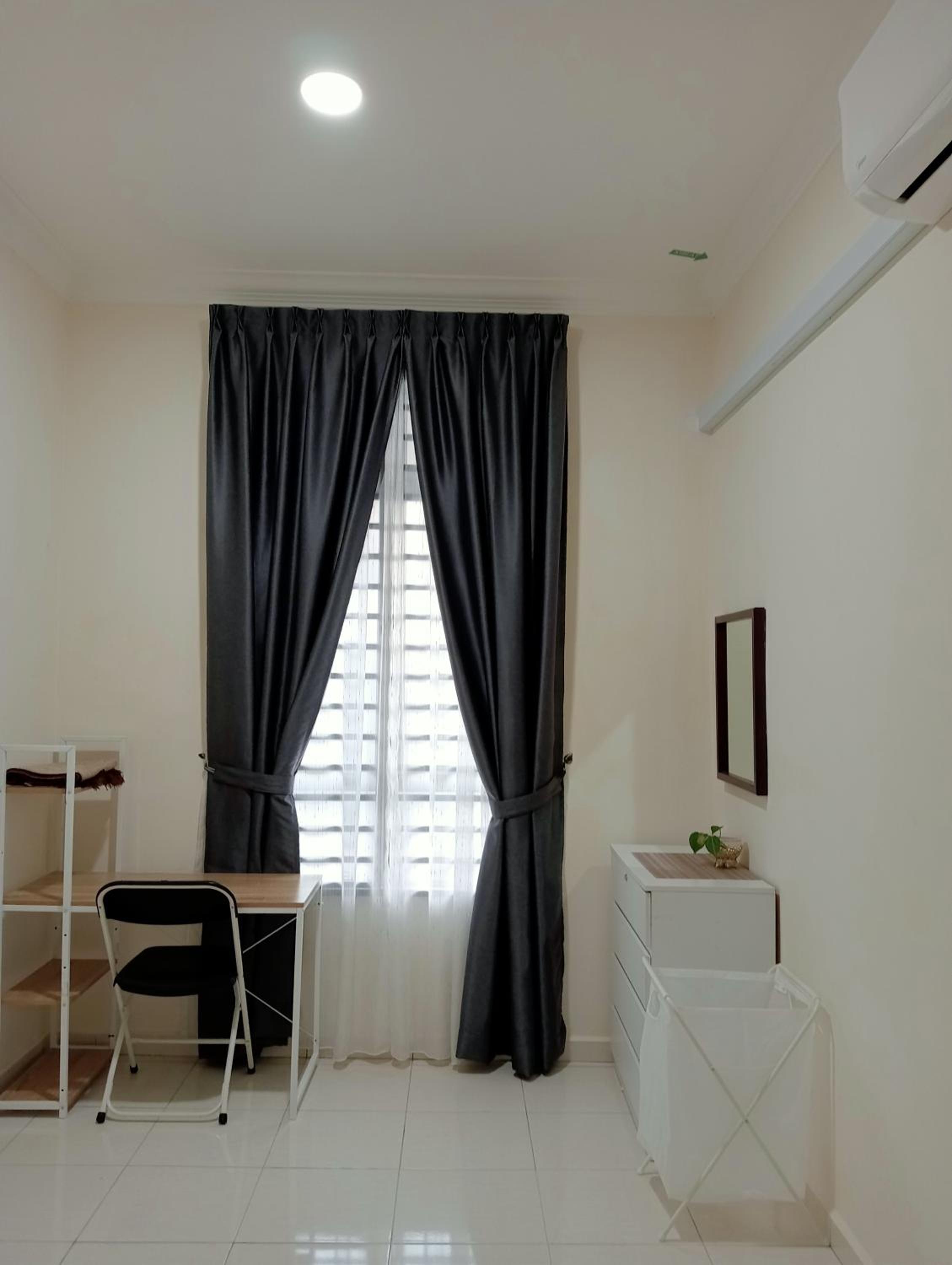 Sarrah Homestay At Kasa Height Residence