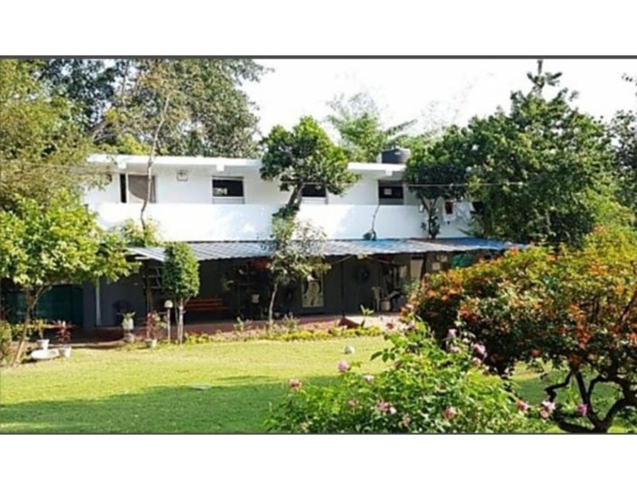 Madan Shree Farm house and Garden, Dewas view 4