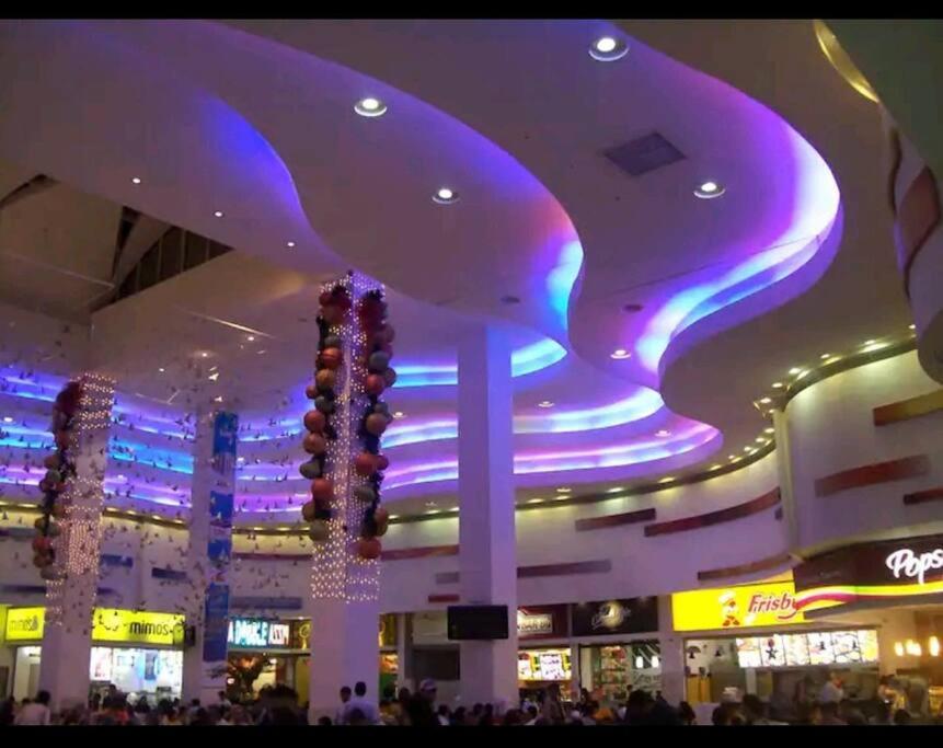 Increíble Apartaestudio Cerca al Centro Comercial Los Molinos