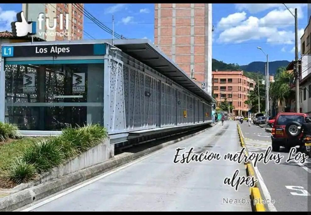Increíble Apartaestudio Cerca al Centro Comercial Los Molinos