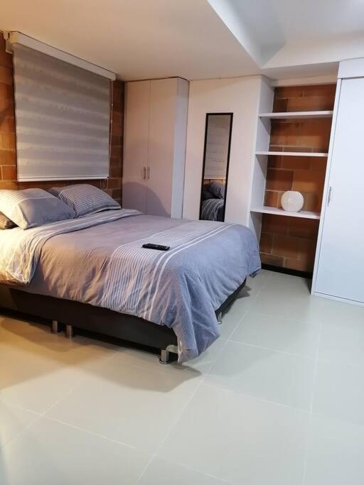 Increíble Apartaestudio Cerca al Centro Comercial Los Molinos