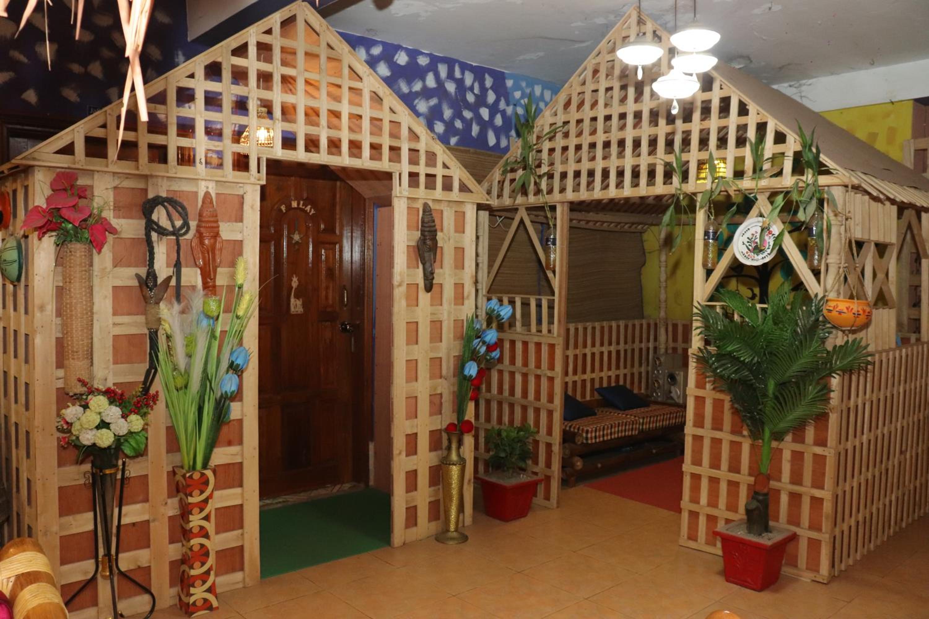 Green Leaf Guest House ColIege Road Sreemongal
