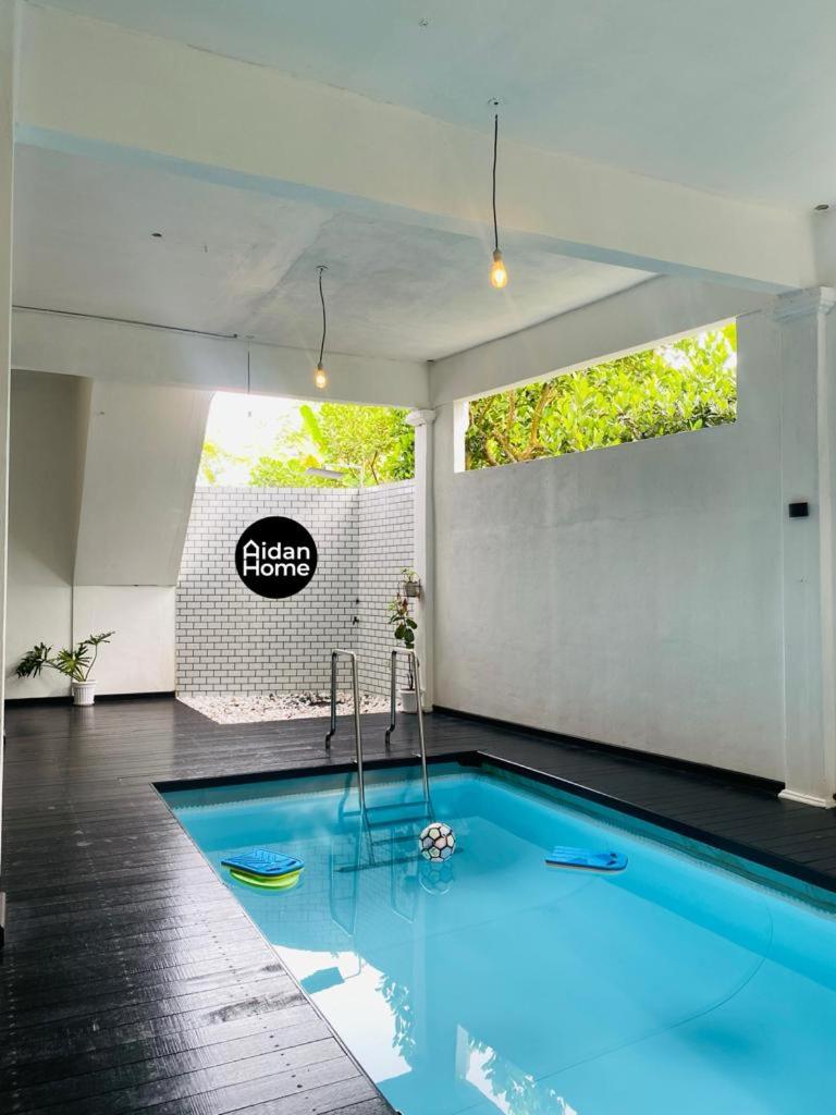 AIDAN HOME 1 Private Indoor Pool photo 4