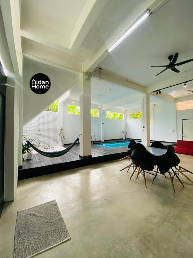 AIDAN HOME 1 Private Indoor Pool photo 7