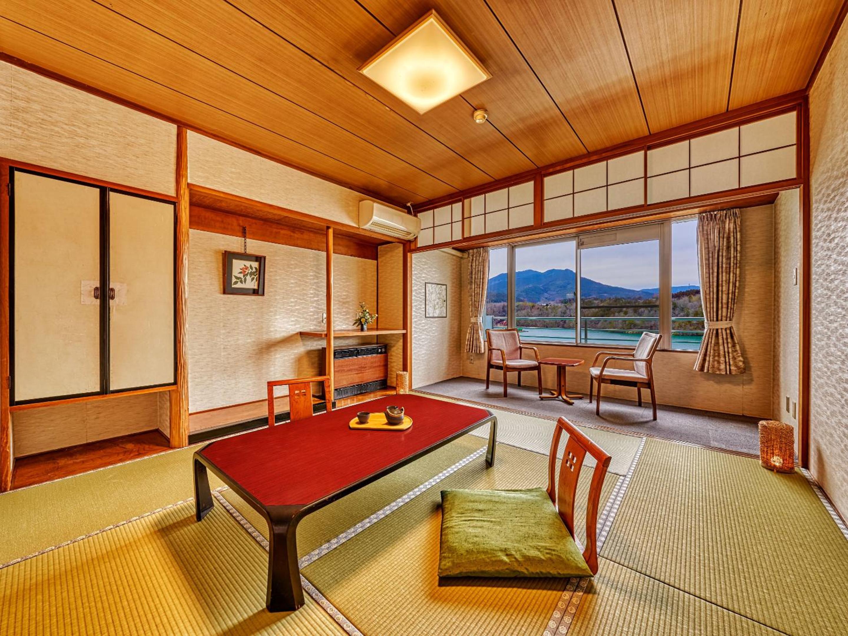 Ooedo Onsen Monogatari Premium Enakyo