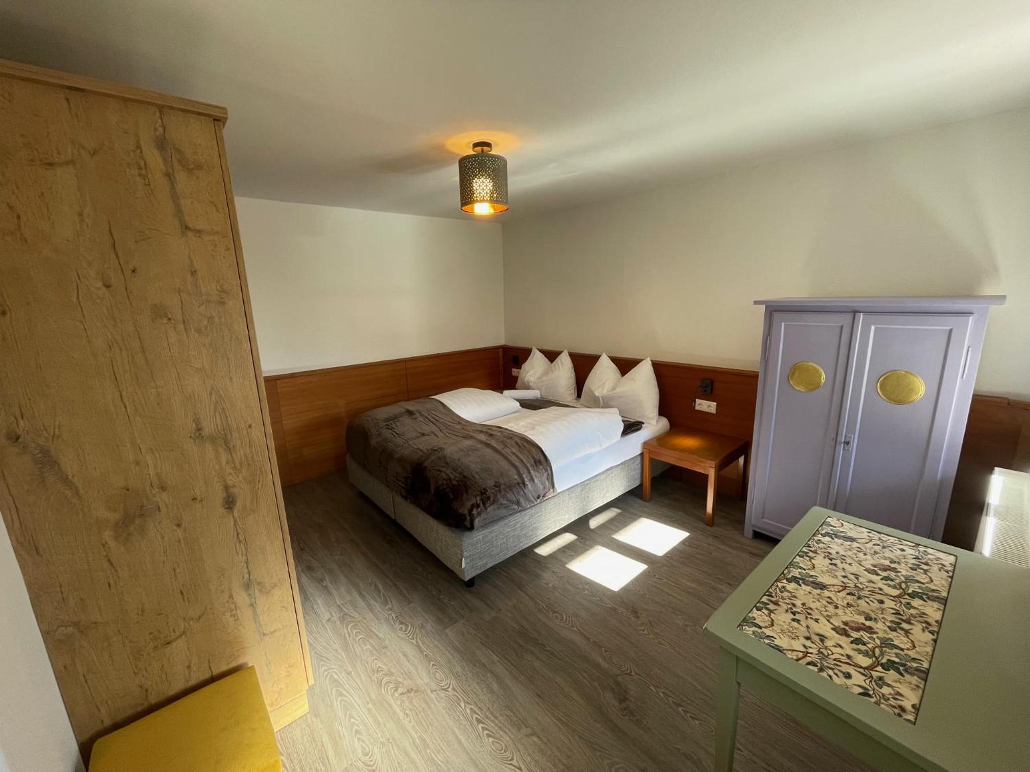 am Kalvarienberg Villenapartment & Hostel Bad Ischl