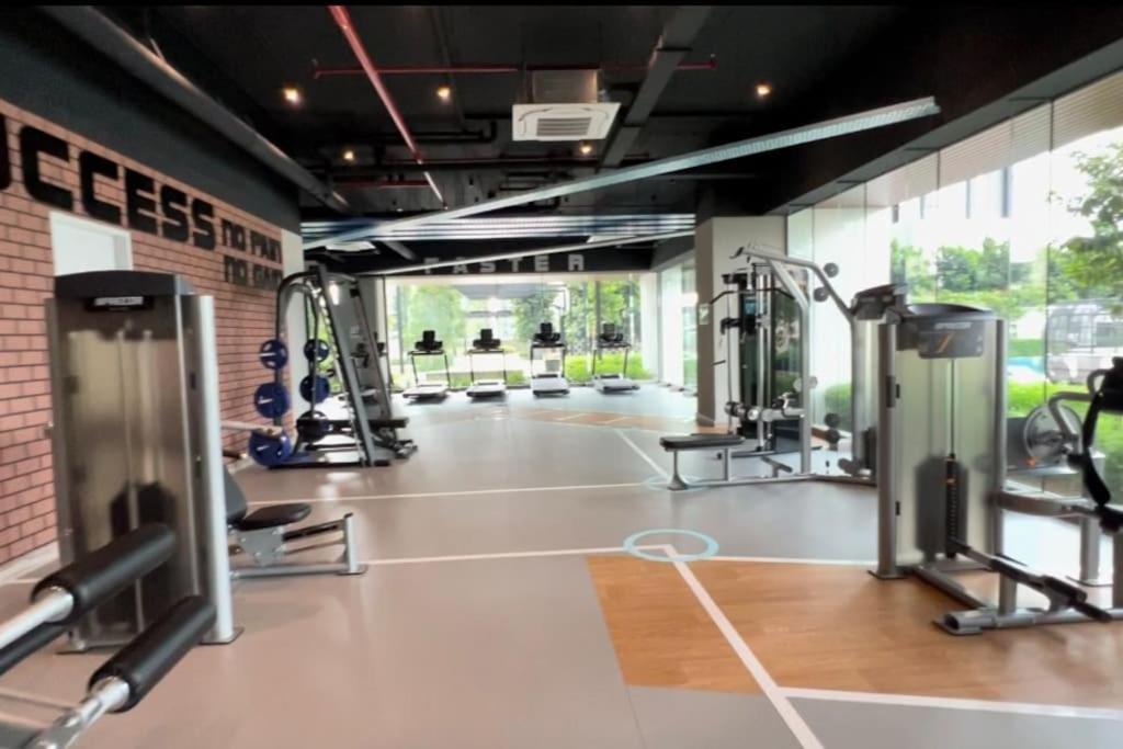 Sentral Suites Kuala lumpur By Leyla 3BR suites 8 pax
