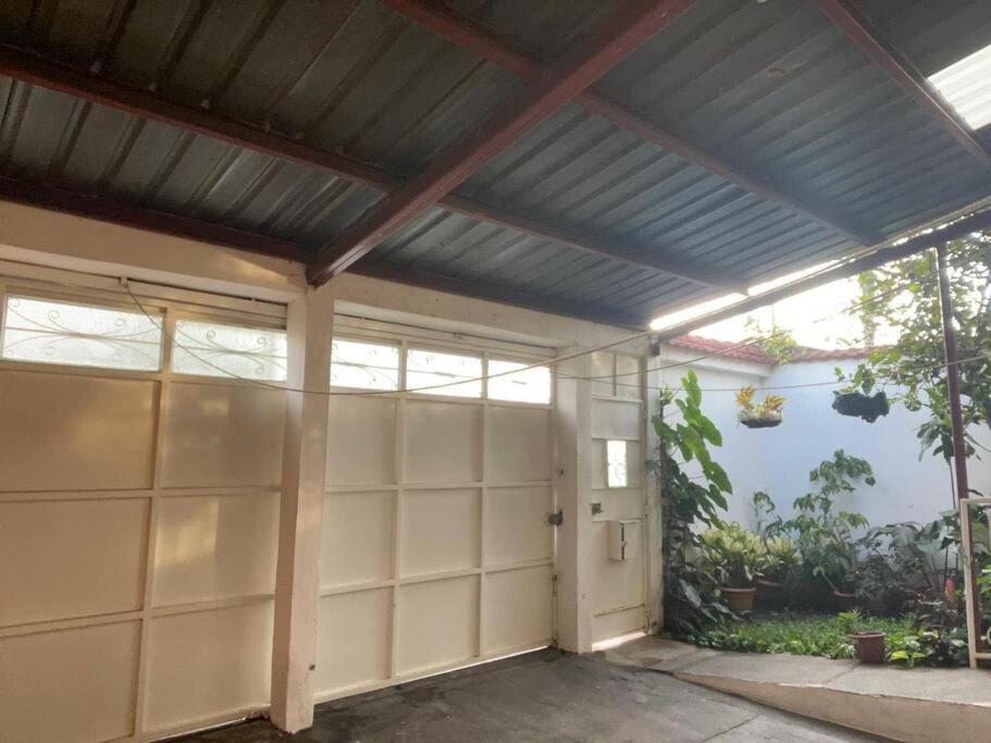 comfortable and spacious house with garage