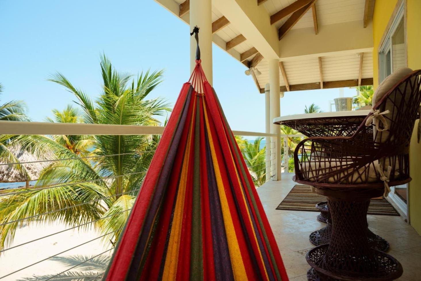 Lucky Duck Villa - Huge Beachfront Pool and Pier view 3