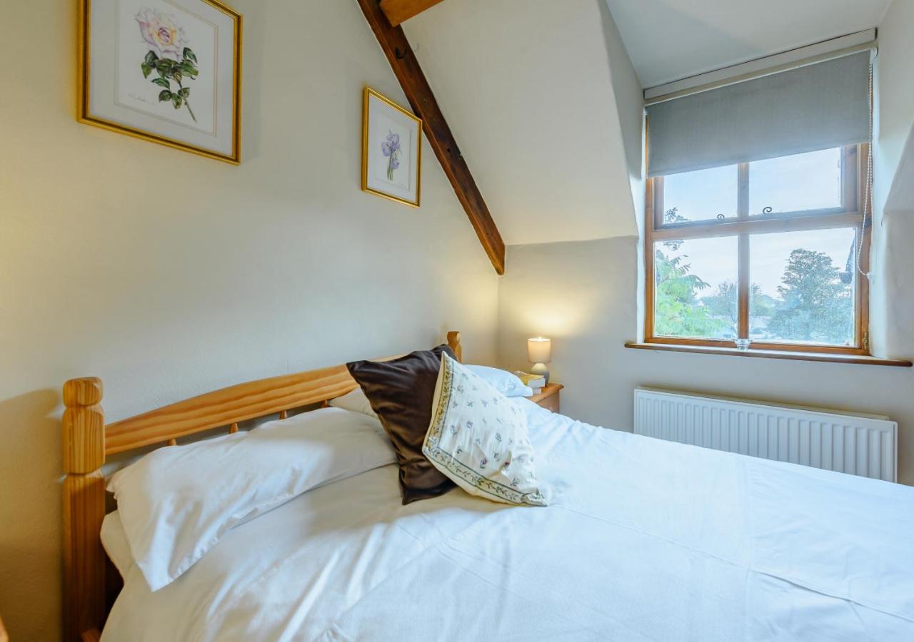 3 Bed in Manorbier oc-pw270a