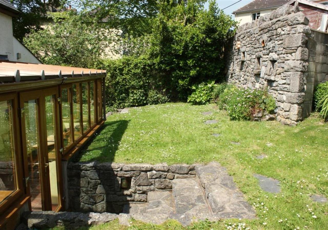 3 Bed in Manorbier oc-pw270a