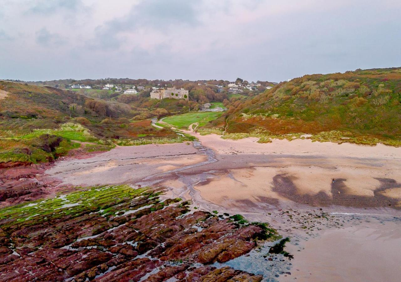 3 Bed in Manorbier oc-pw270a