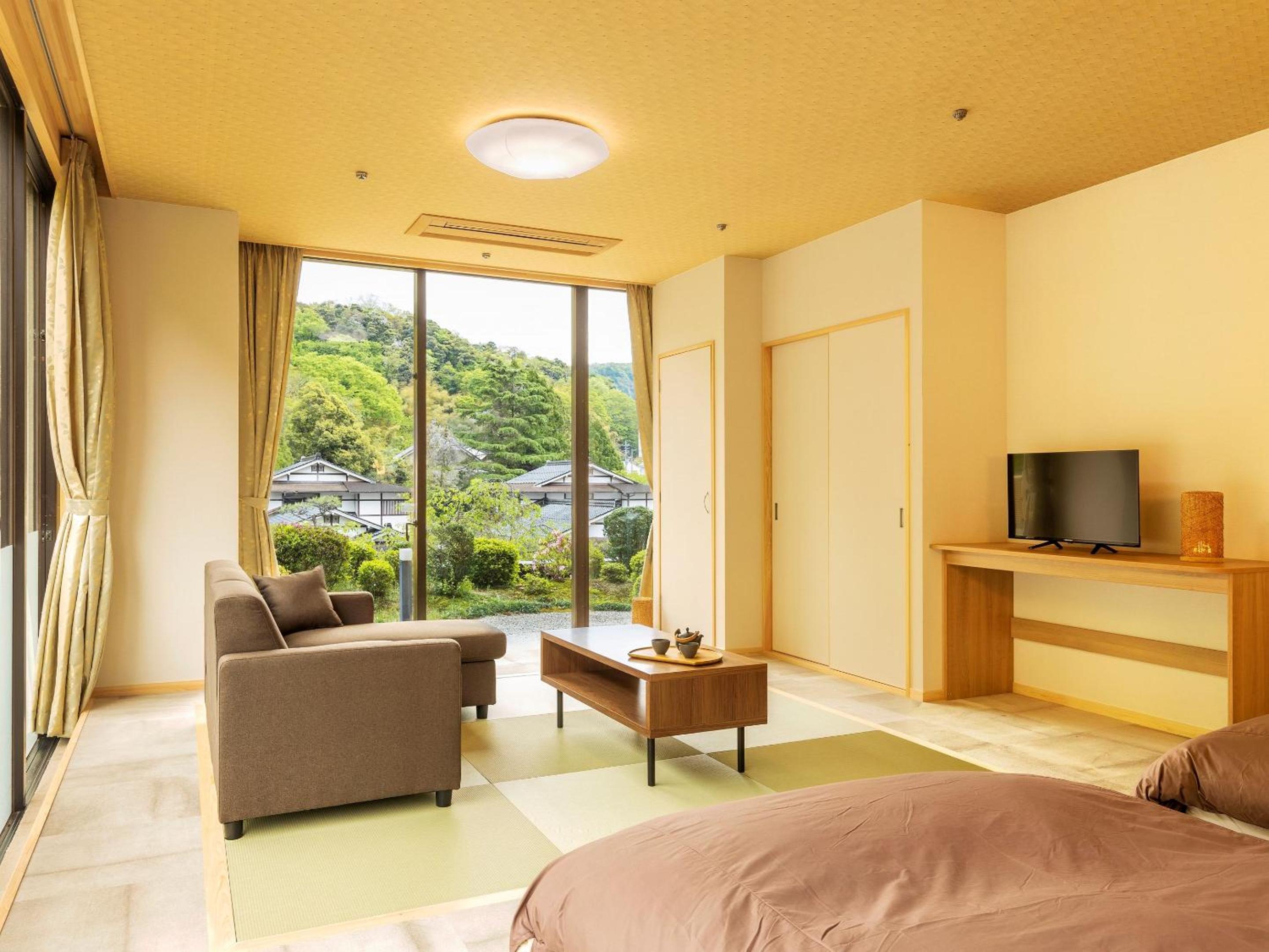Ooedo Onsen Monogatari Premium Saiki Bekkan