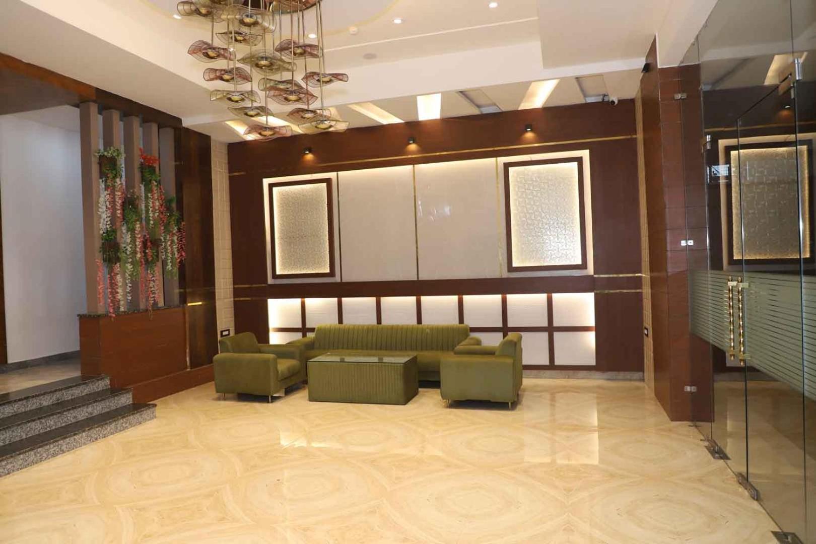 Lobby & Reception