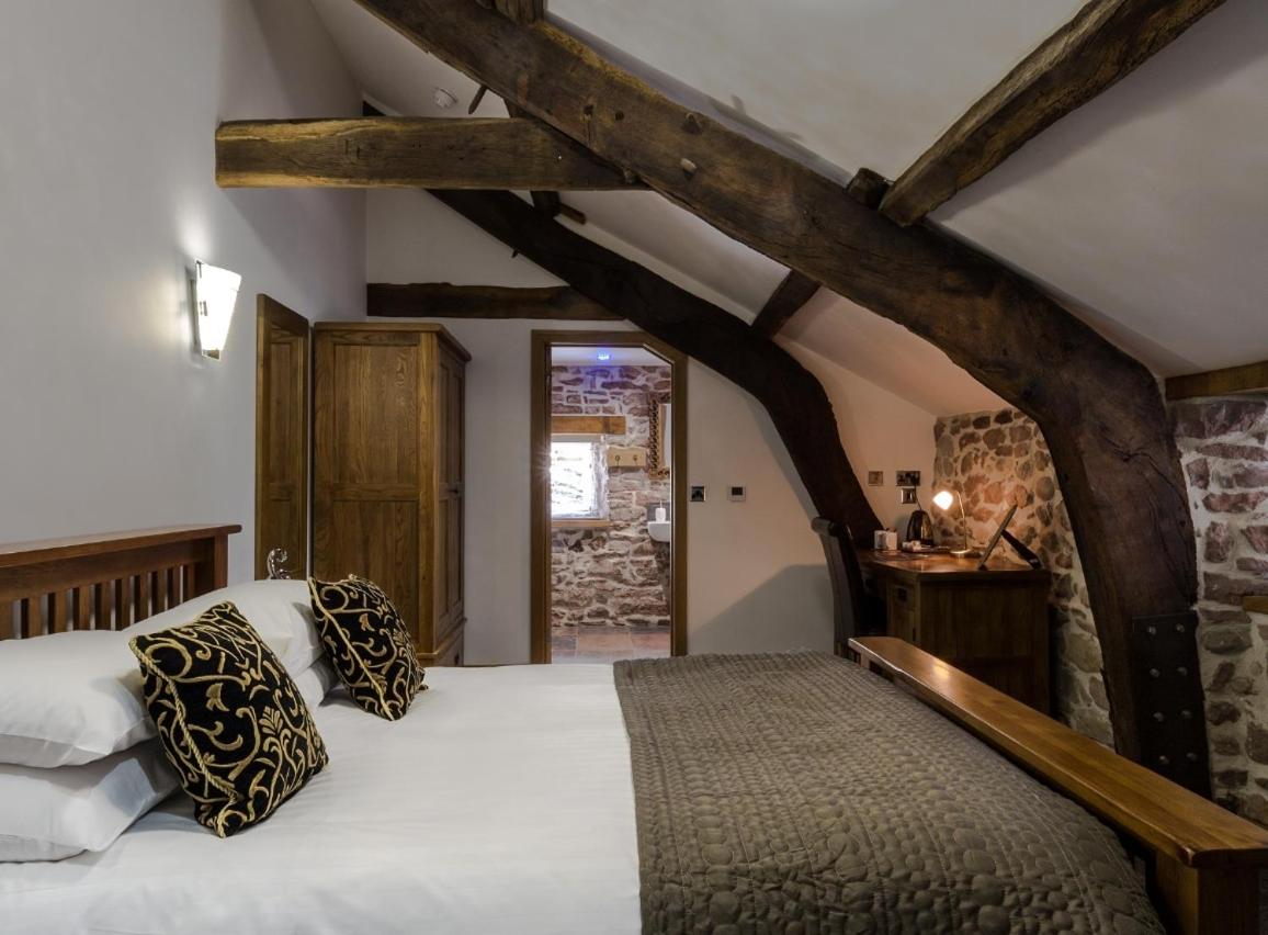 Gosforth Hall Inn