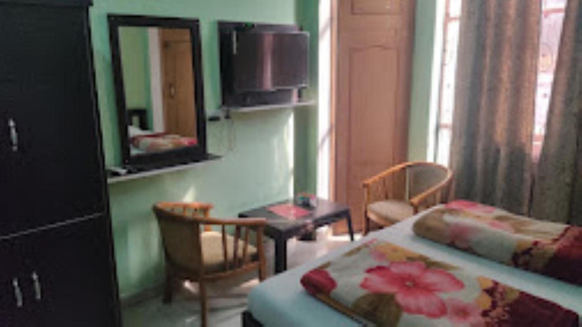 Hotel Rajmahal, Rudrapur view 5
