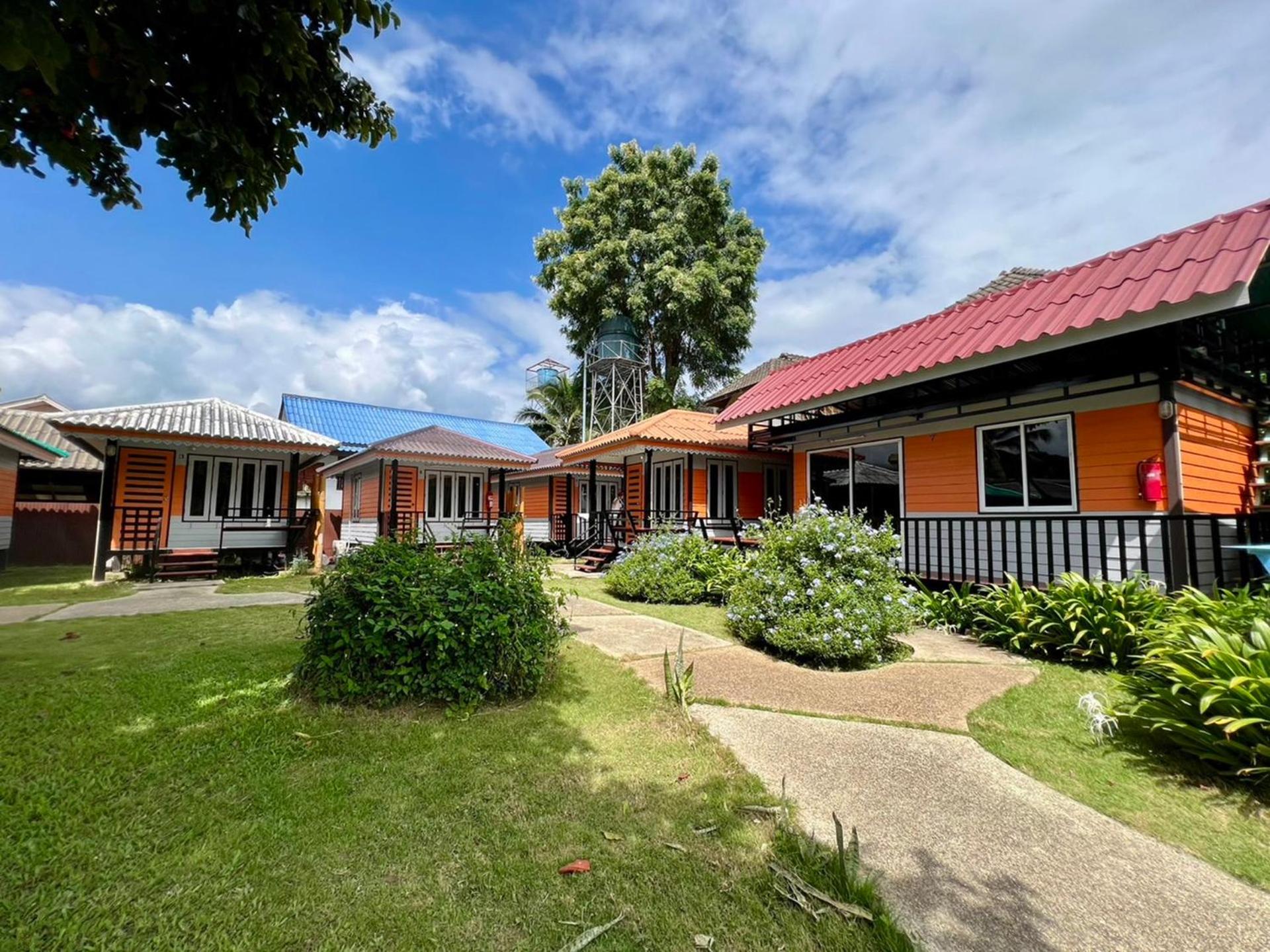 Revolution Hostel Pai view 2