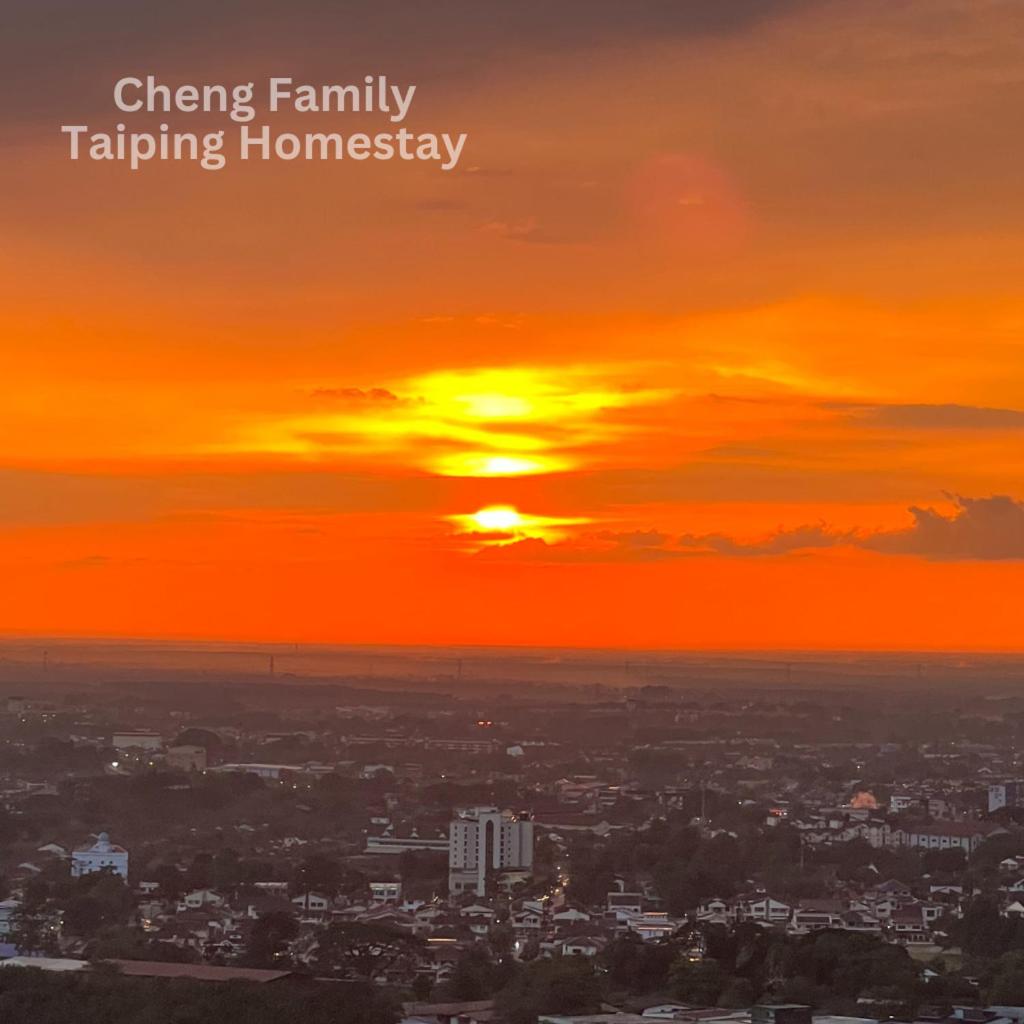 Taiping City View 3BR Condo near Lake Garden with Sunset View & Swimming Pool, Free Netflix WiFi photo 8