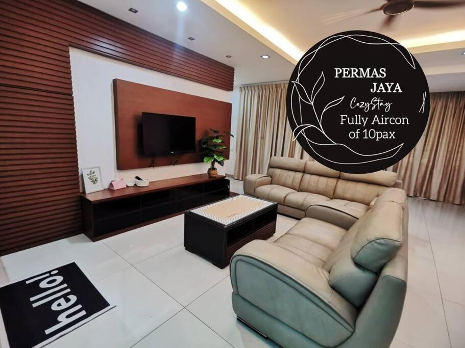 Permas 14min to MidValley 10pax WiFi TV Box 4BRoom