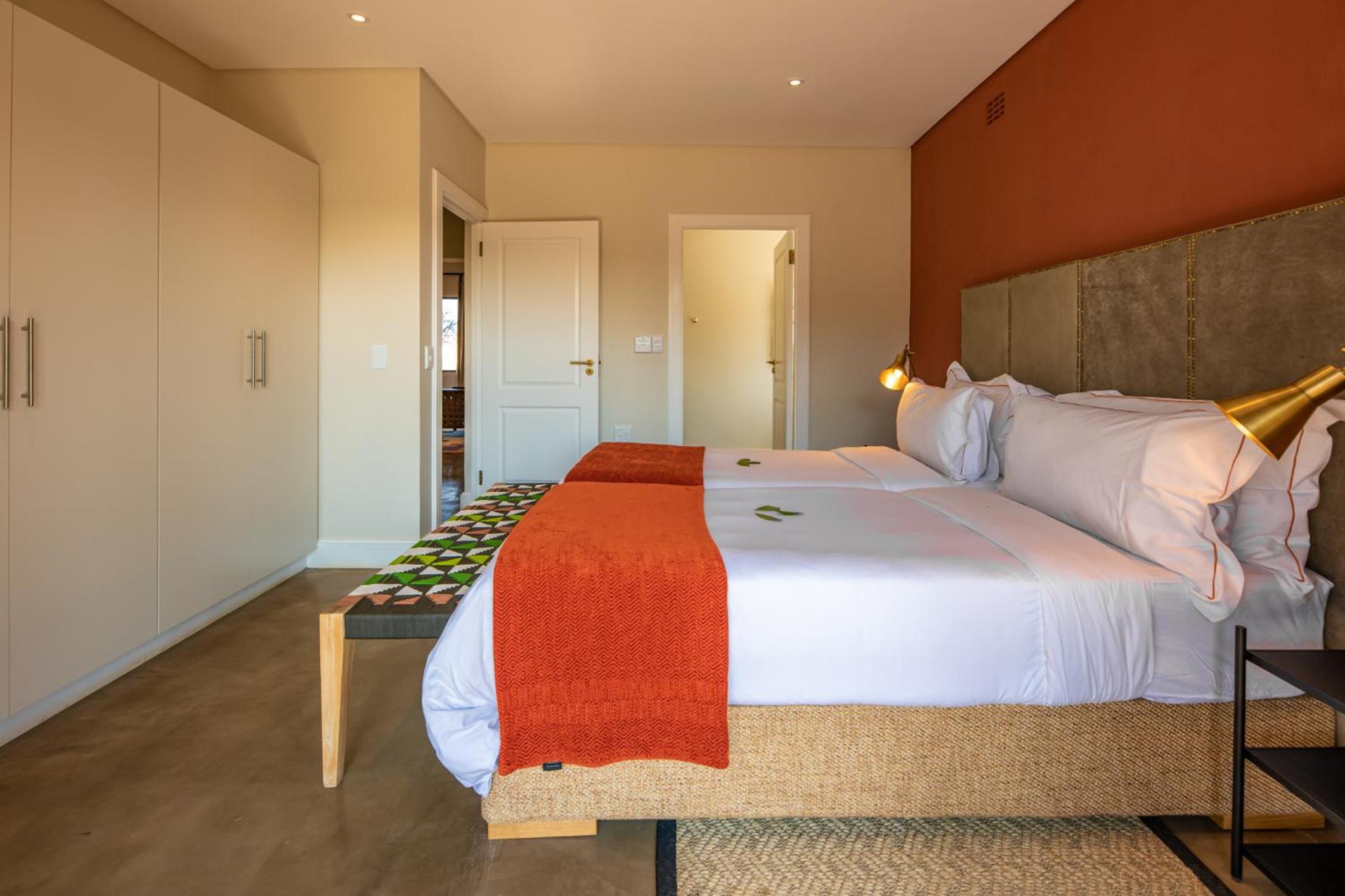Zulu Rock Lodge - Babanango Game Reserve