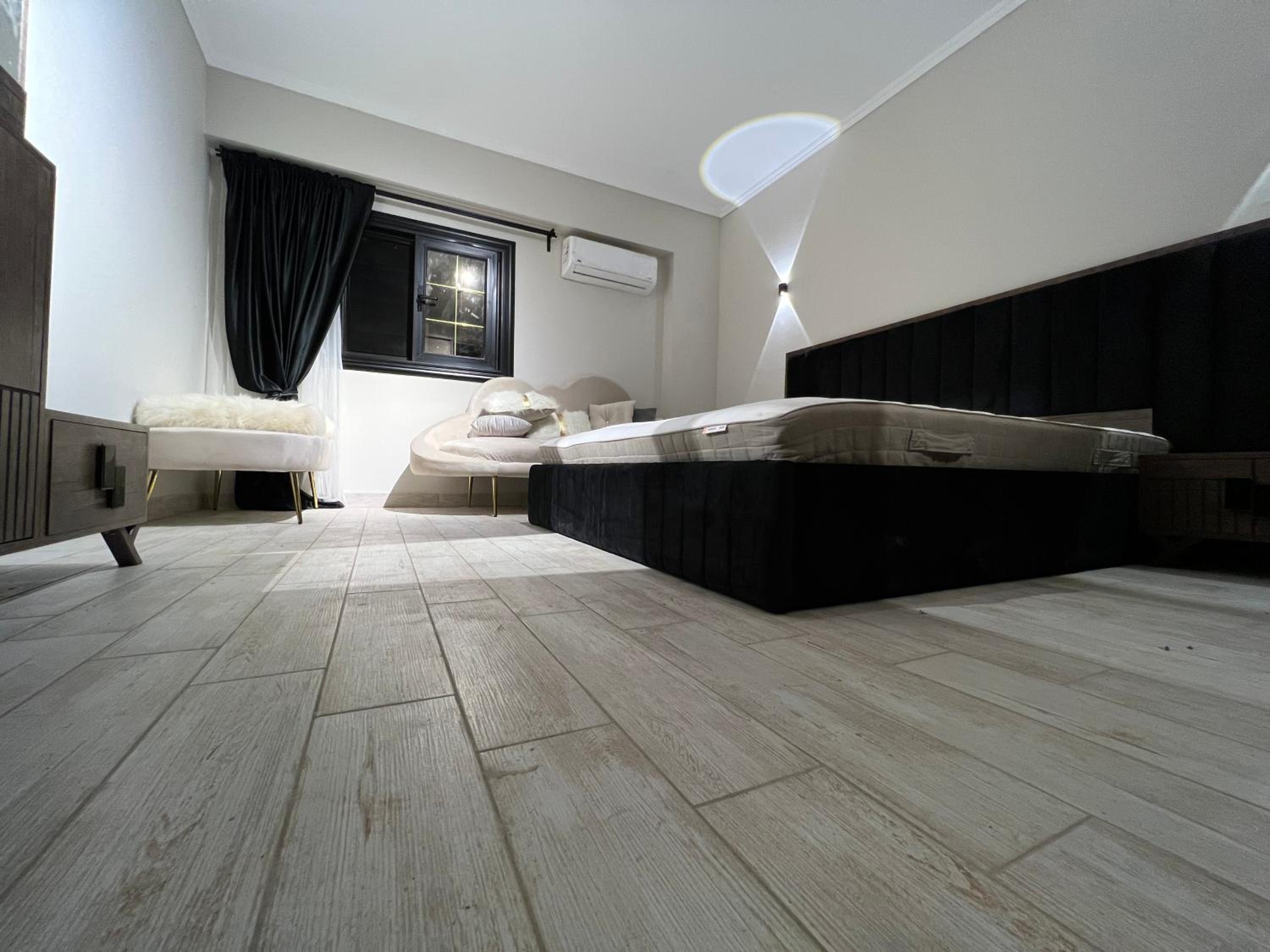 Tara Home 44 view 4