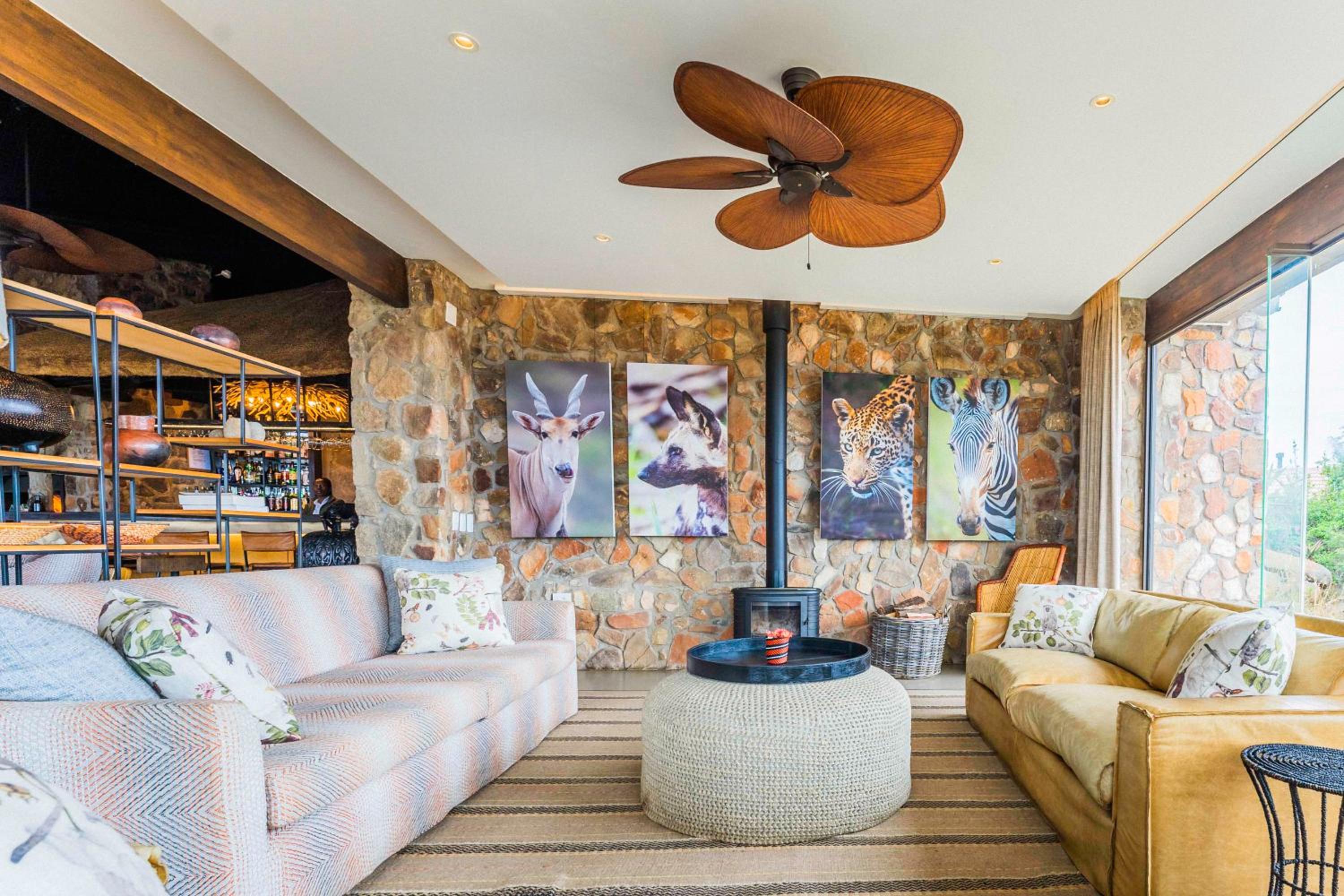 Zulu Rock Lodge - Babanango Game Reserve