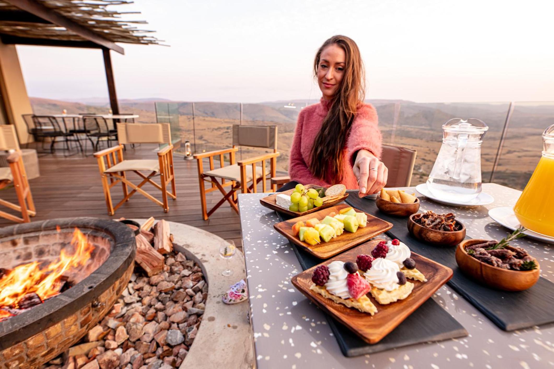 Zulu Rock Lodge - Babanango Game Reserve