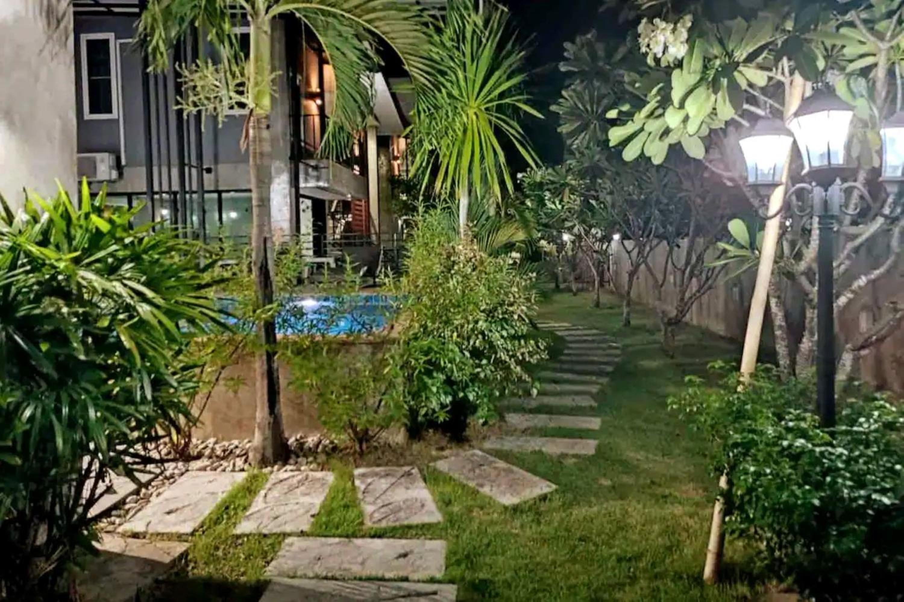 Villa Rajapruek 3 Villa Estates For A Group Daily Maid and Butler