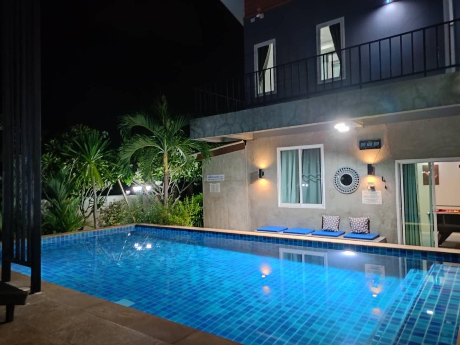 Villa Rajapruek 3 Villa Estates For A Group Daily Maid and Butler