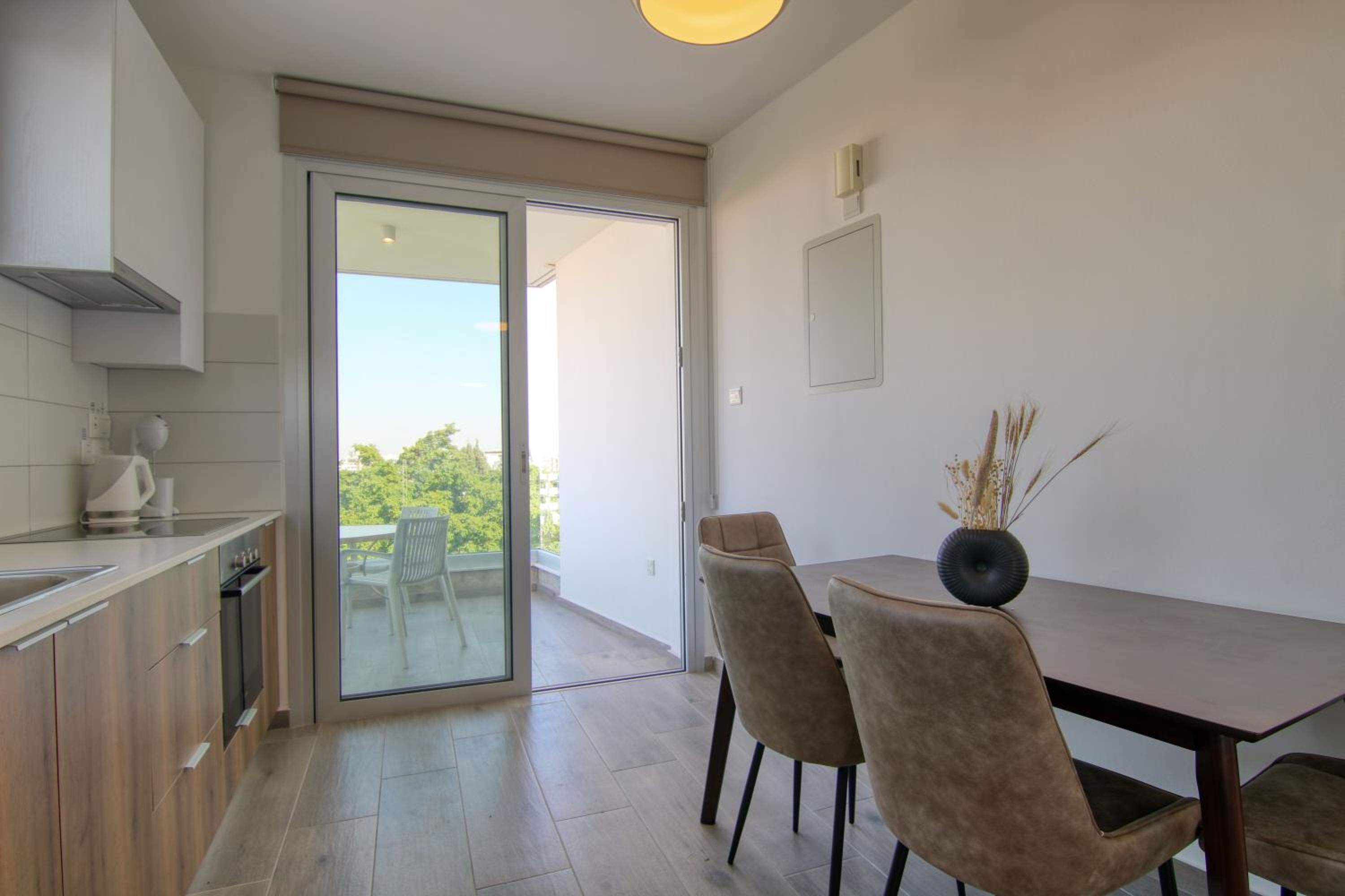 Phaedrus Living Coral Suites Aquatic