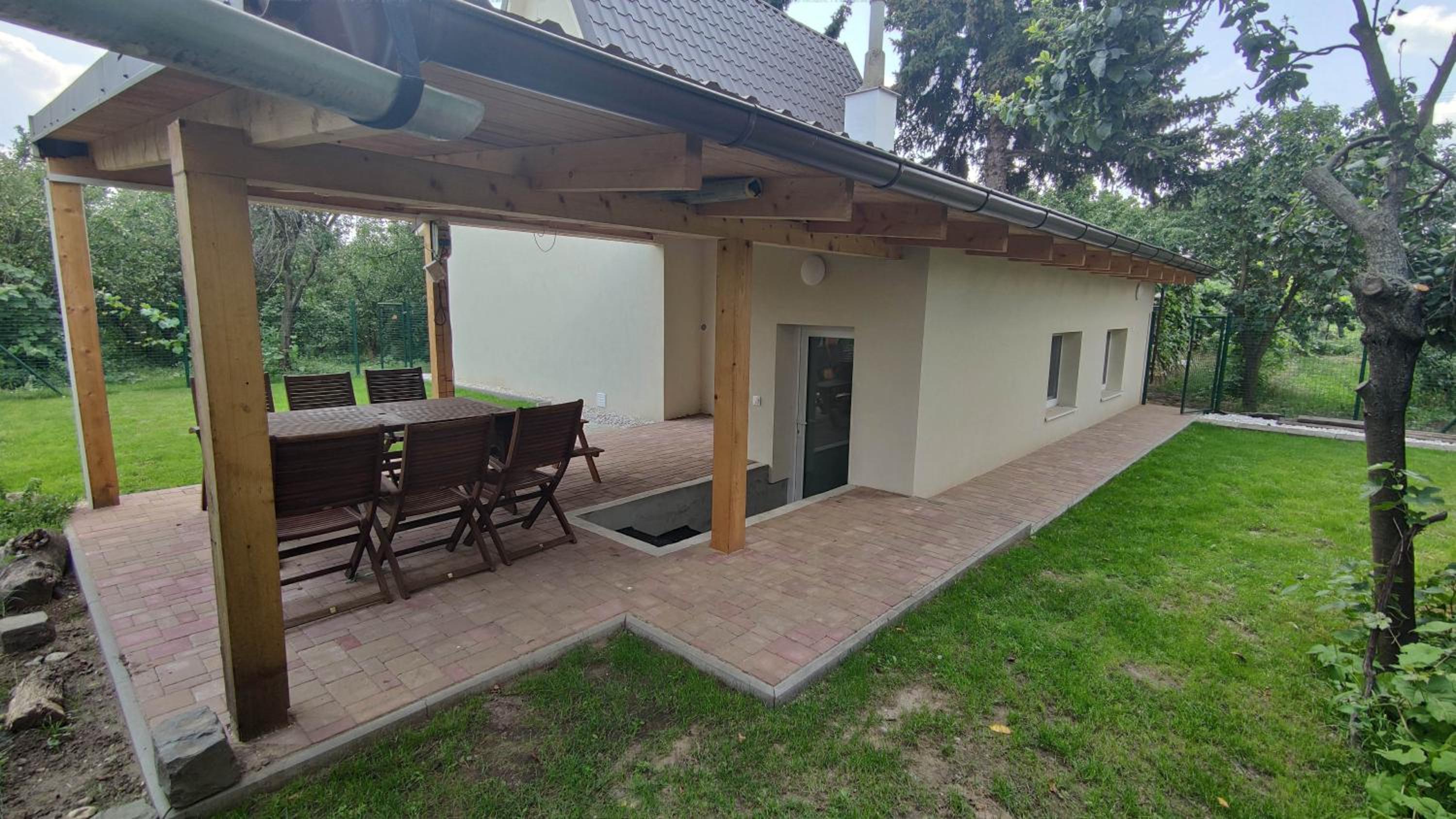Chatka Petras view 3