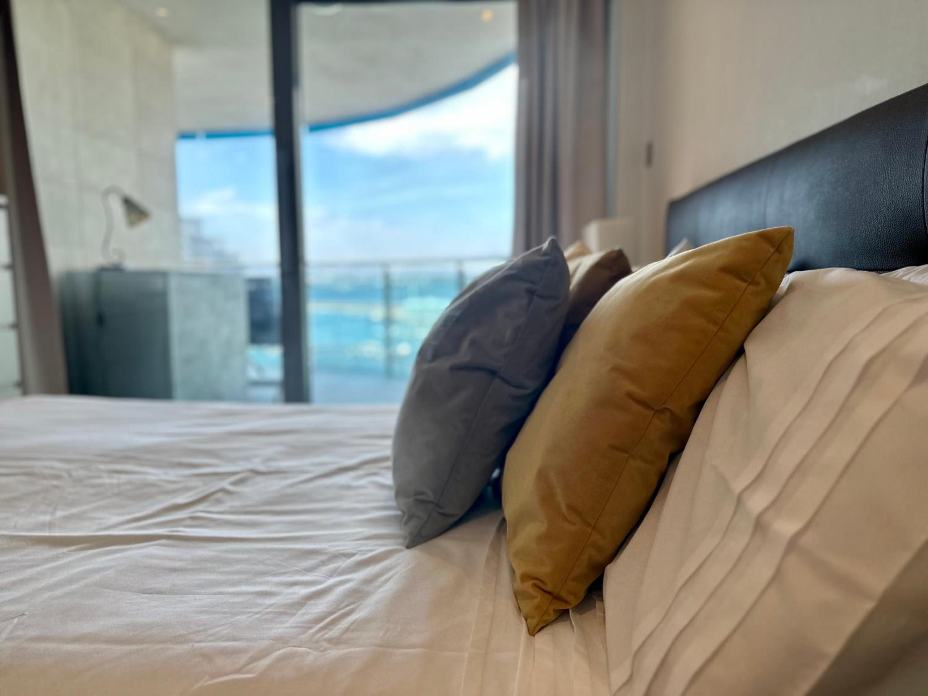 Ocean Village Resort - Parking, Central, Marina Views, Pools, Jacuzzi view 3