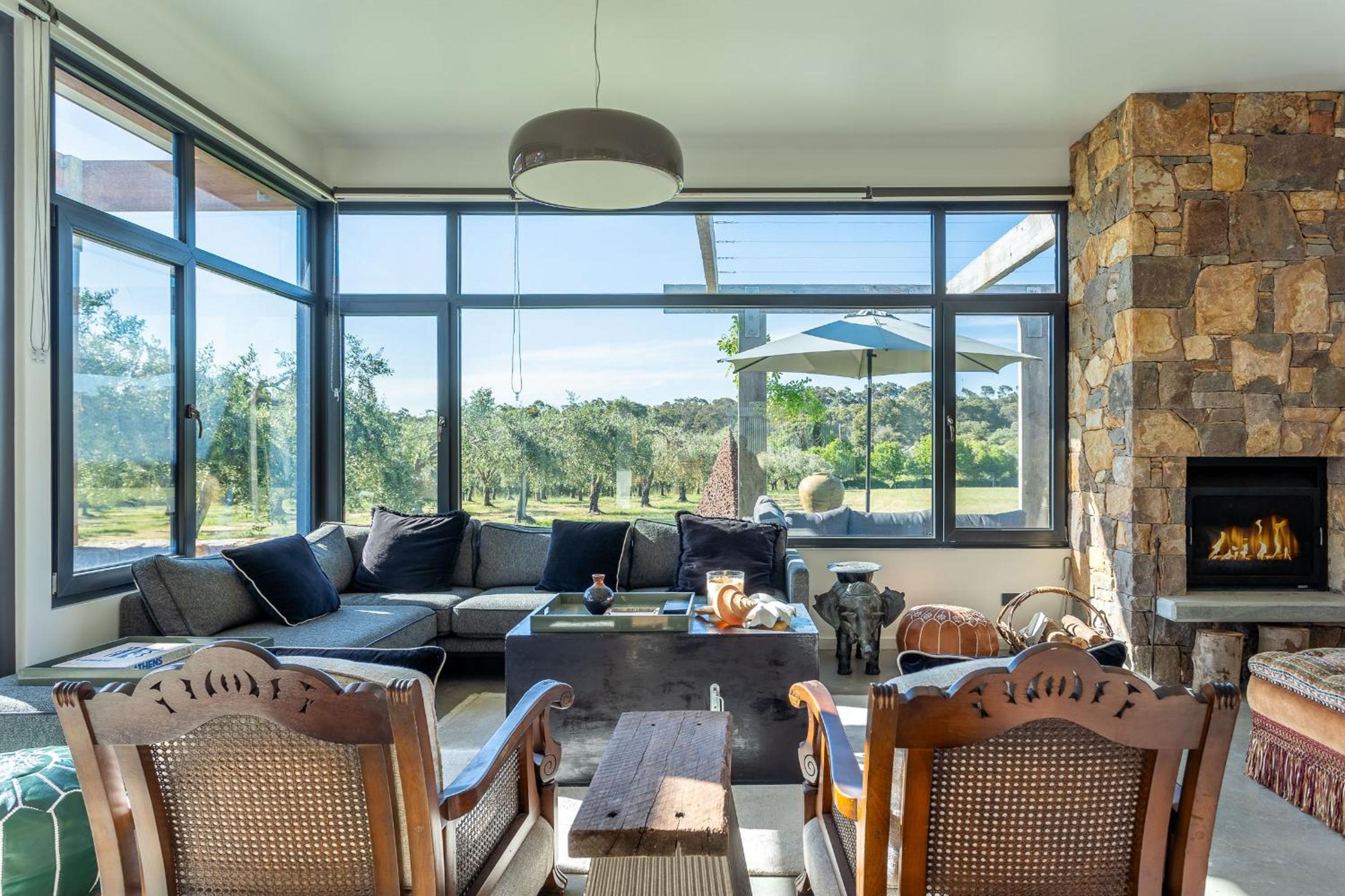 Ginahgulla Olive Estate I Private Properties