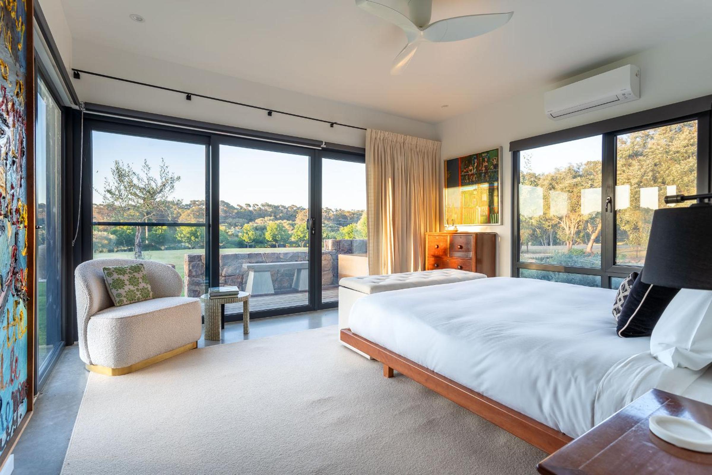 Ginahgulla Olive Estate I Private Properties