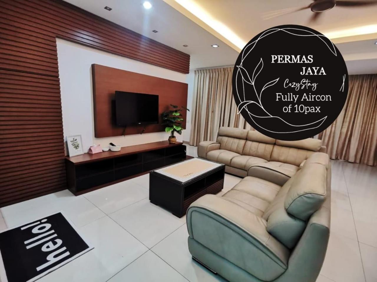 Permas 14min to MidValley 10pax WiFi TV Box 4BRoom
