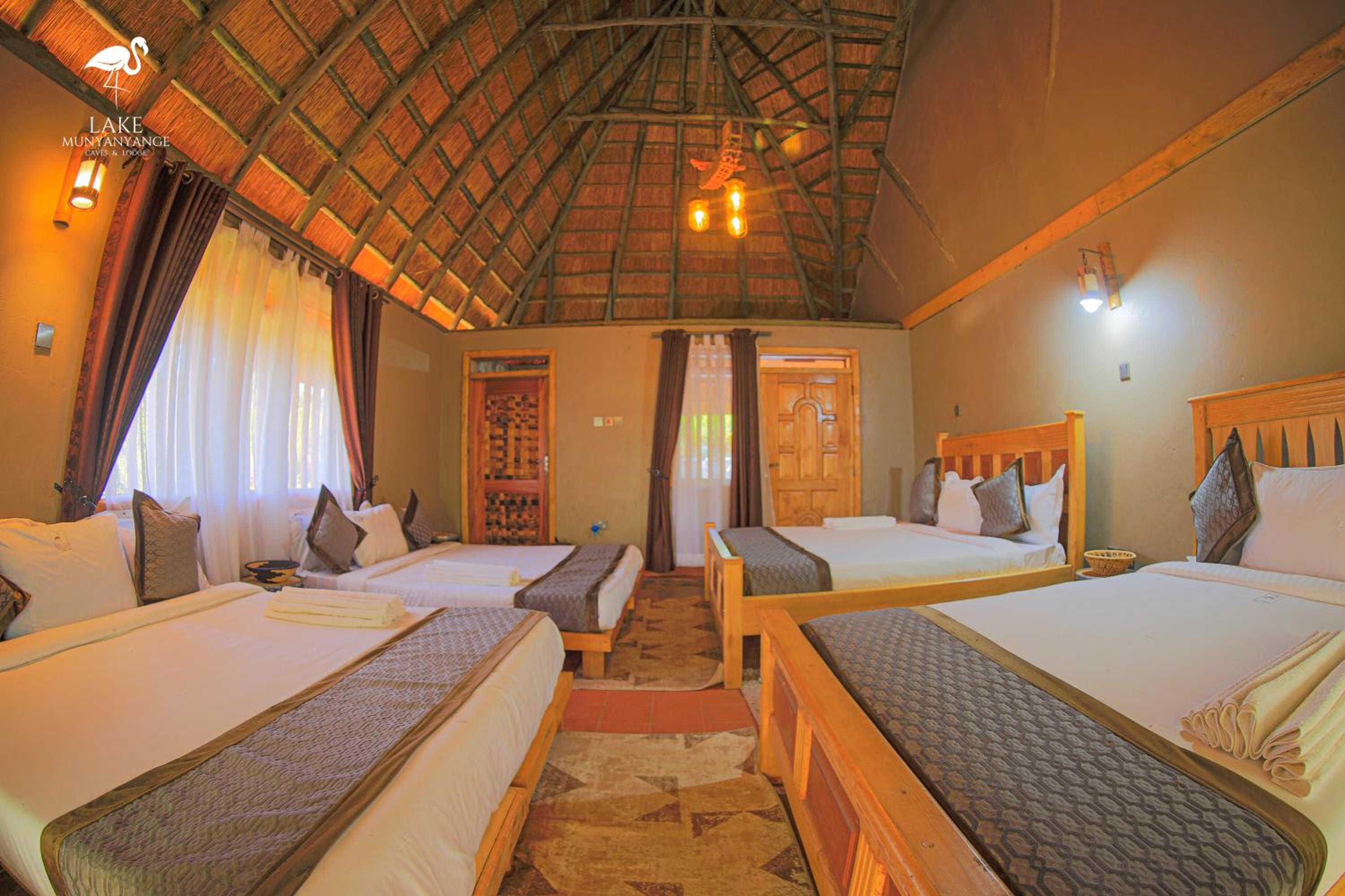 Lake Munyanyange Caves Lodge view 5