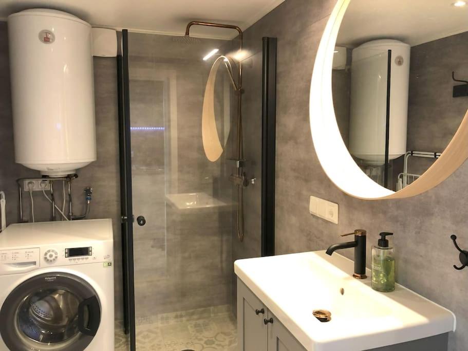 Photo 19