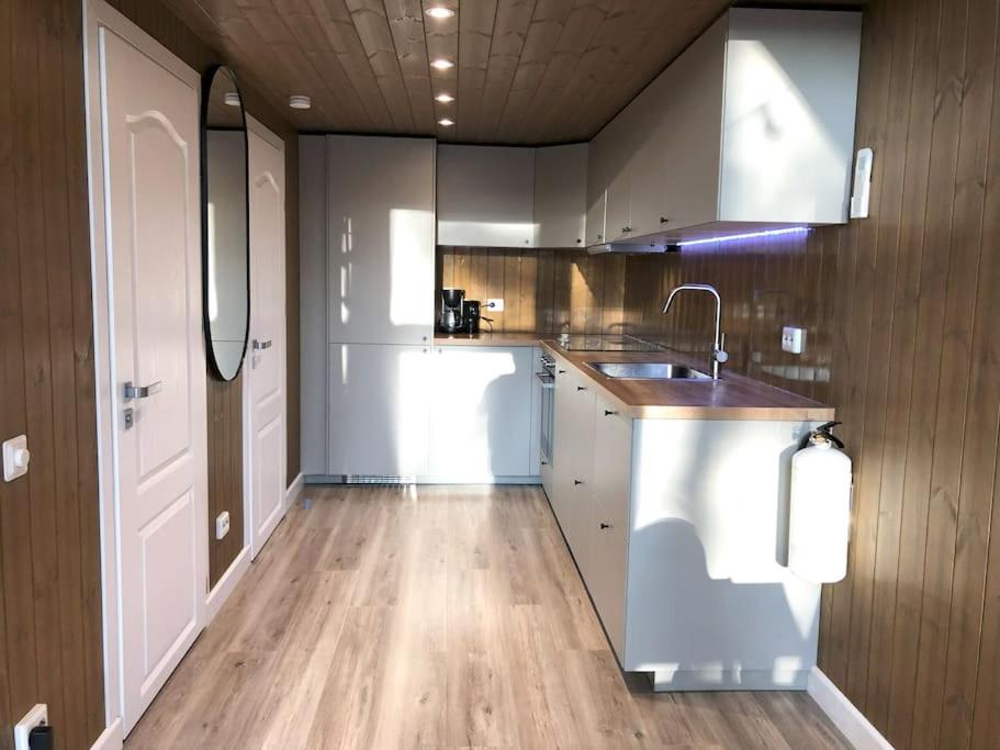 Furukrona - Private Glass Dome, Sauna and Hot Tub! view 2