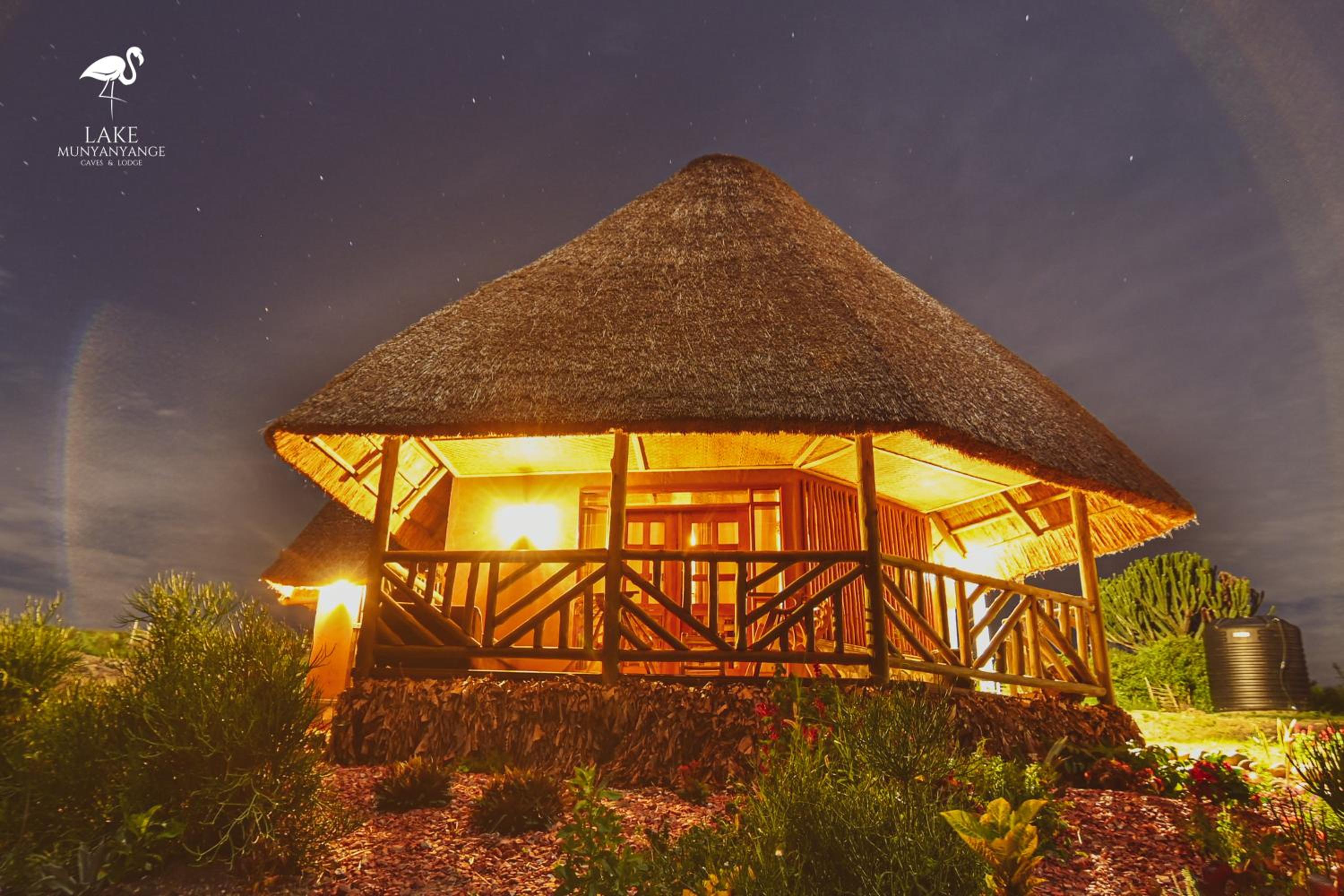 Lake Munyanyange Caves Lodge view 2