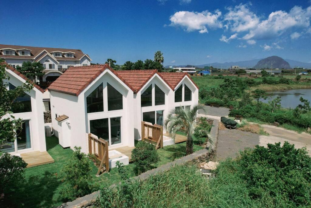 Sodara Tiny House view 2