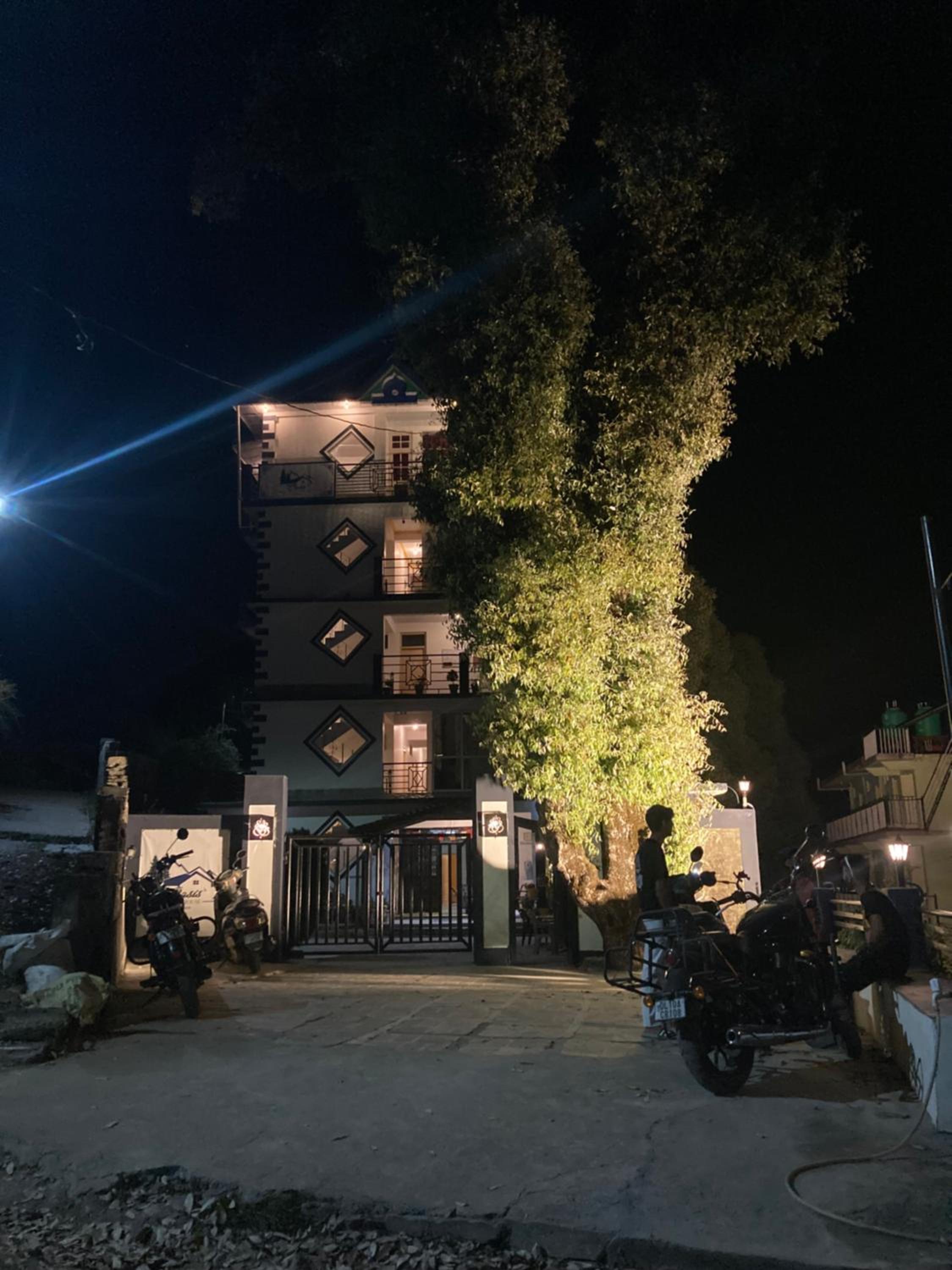 Oasis Guest House Bhagsu D'shala