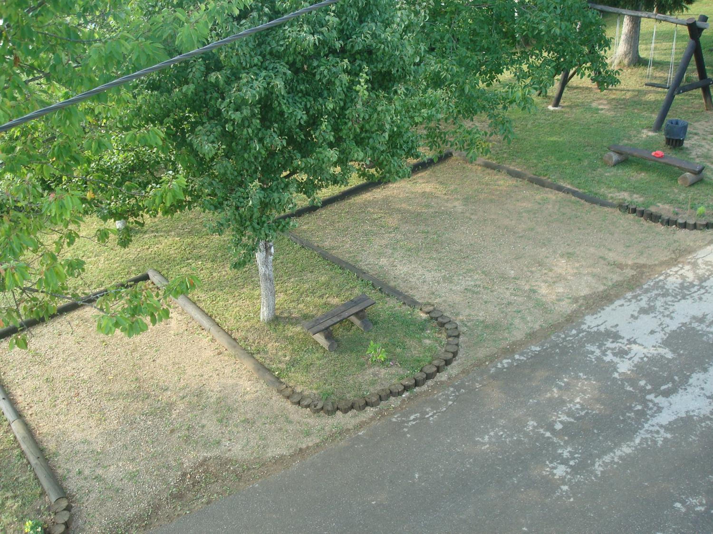 Photo 42