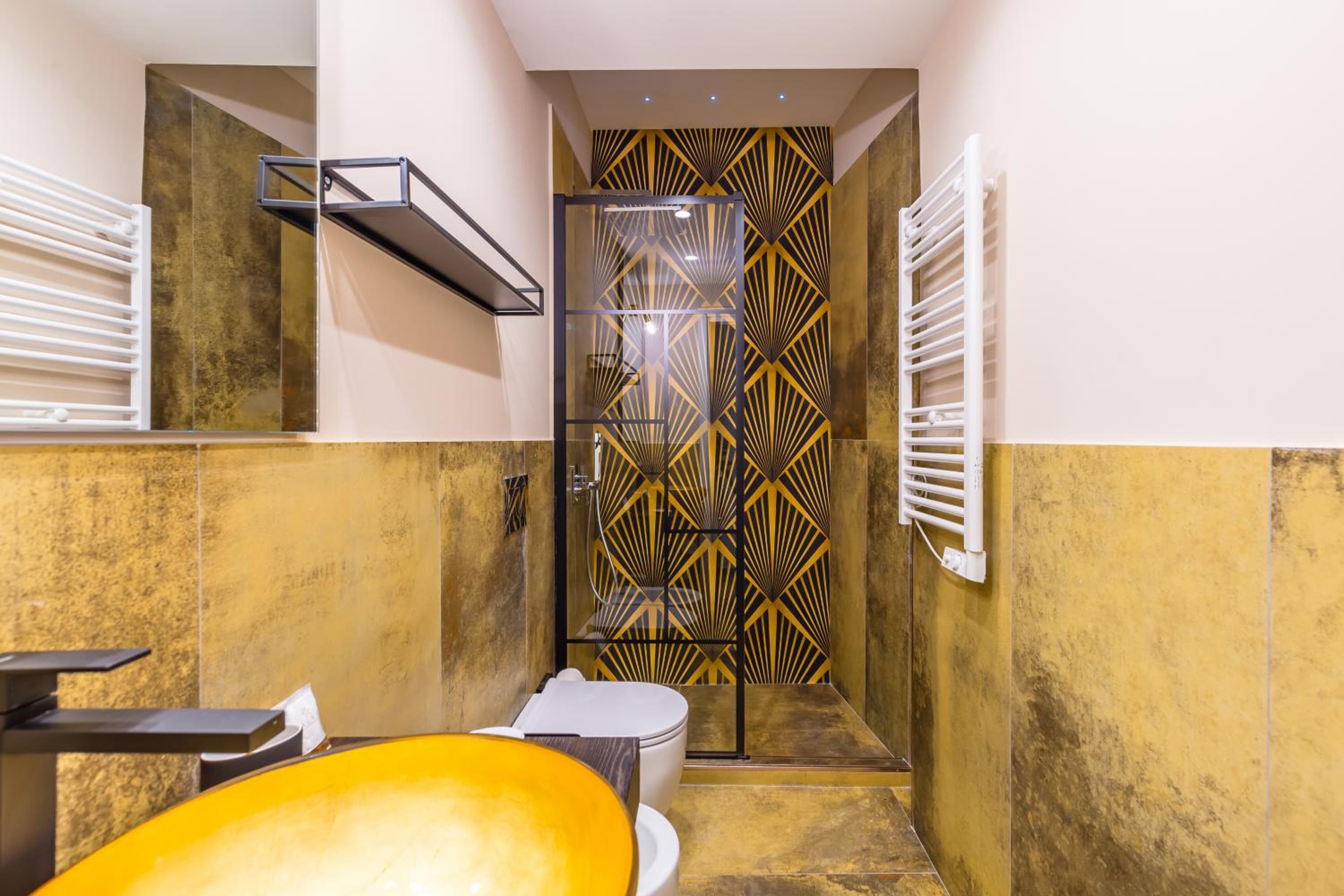 Golden Terrace at Historical Center by Napoliapartments