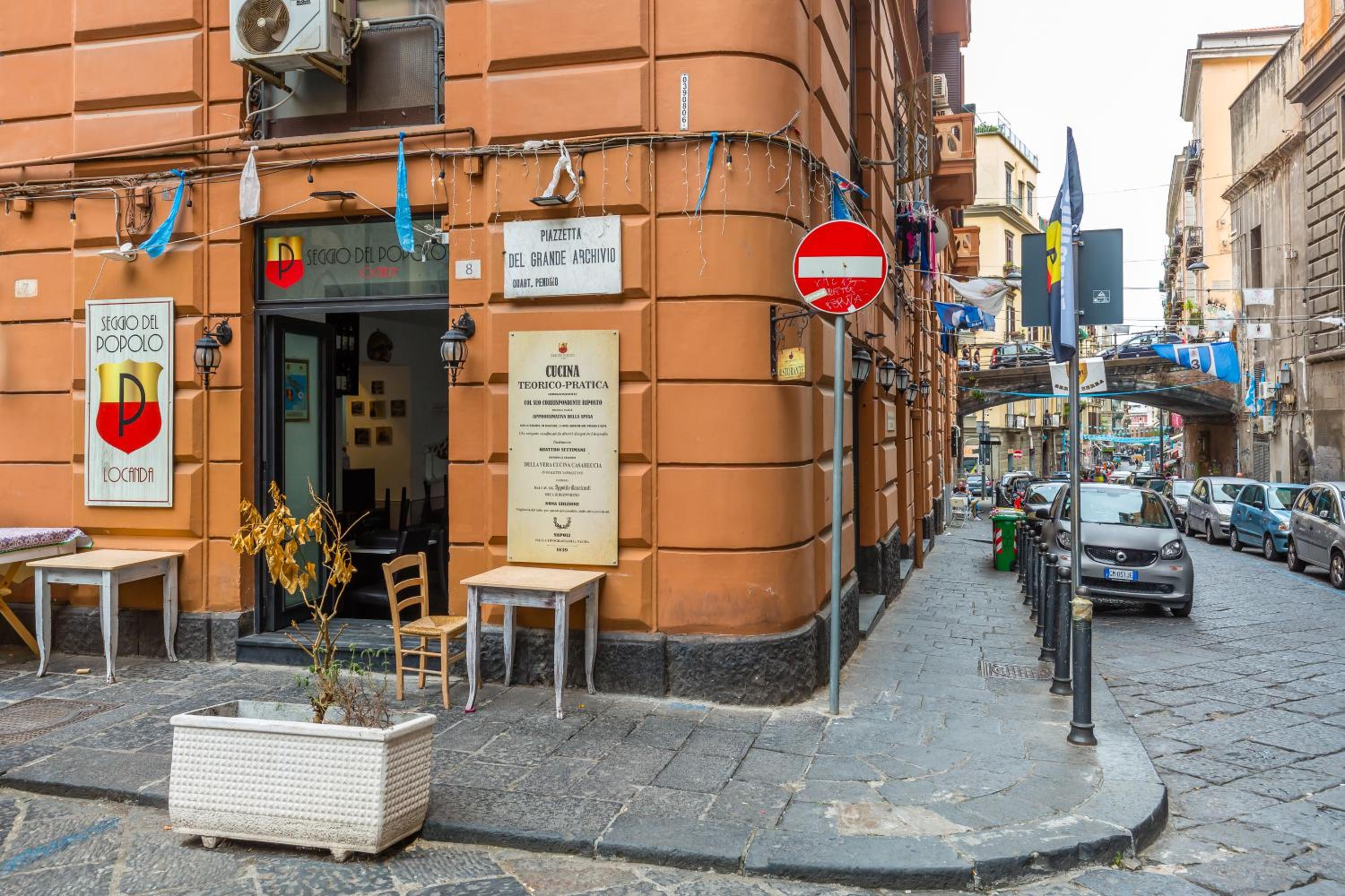 Golden Terrace at Historical Center by Napoliapartments
