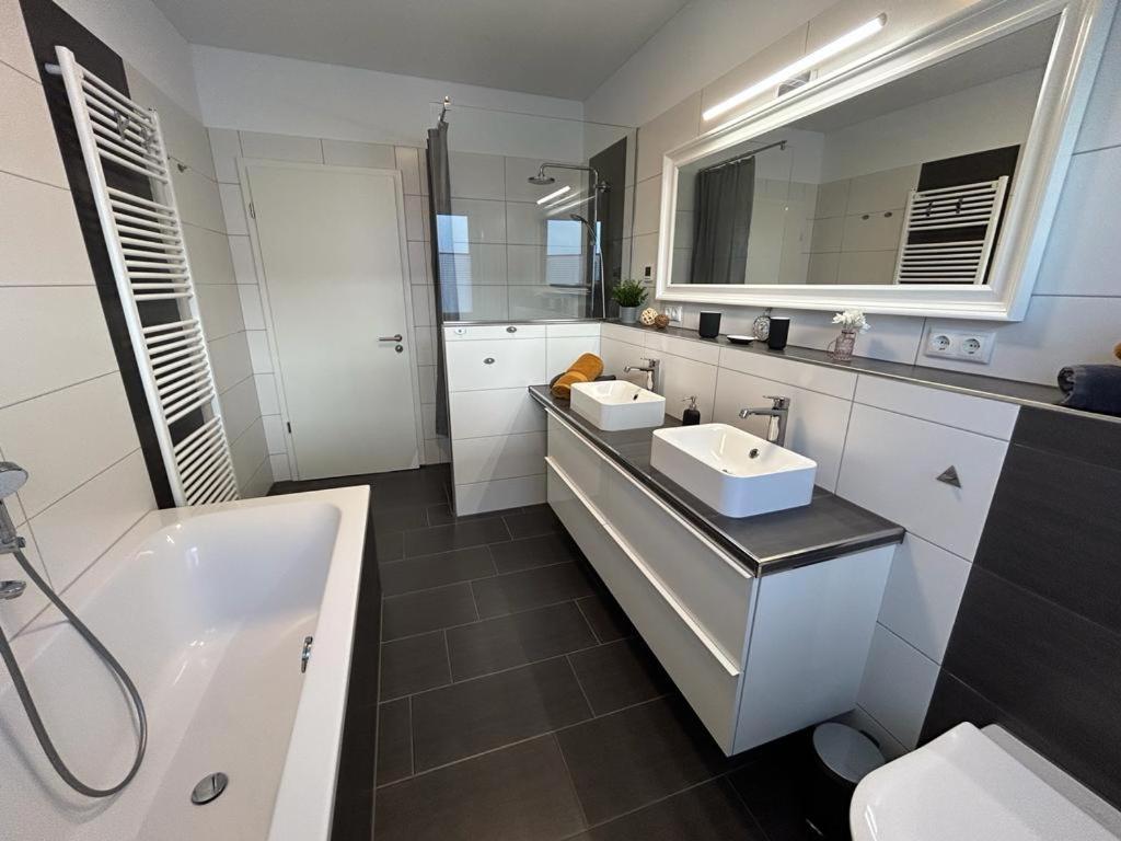 Exklusive Ferienwohnung bei Berlin, bis 5 Gaste, groe Terrasse, Garten - Property Image 27