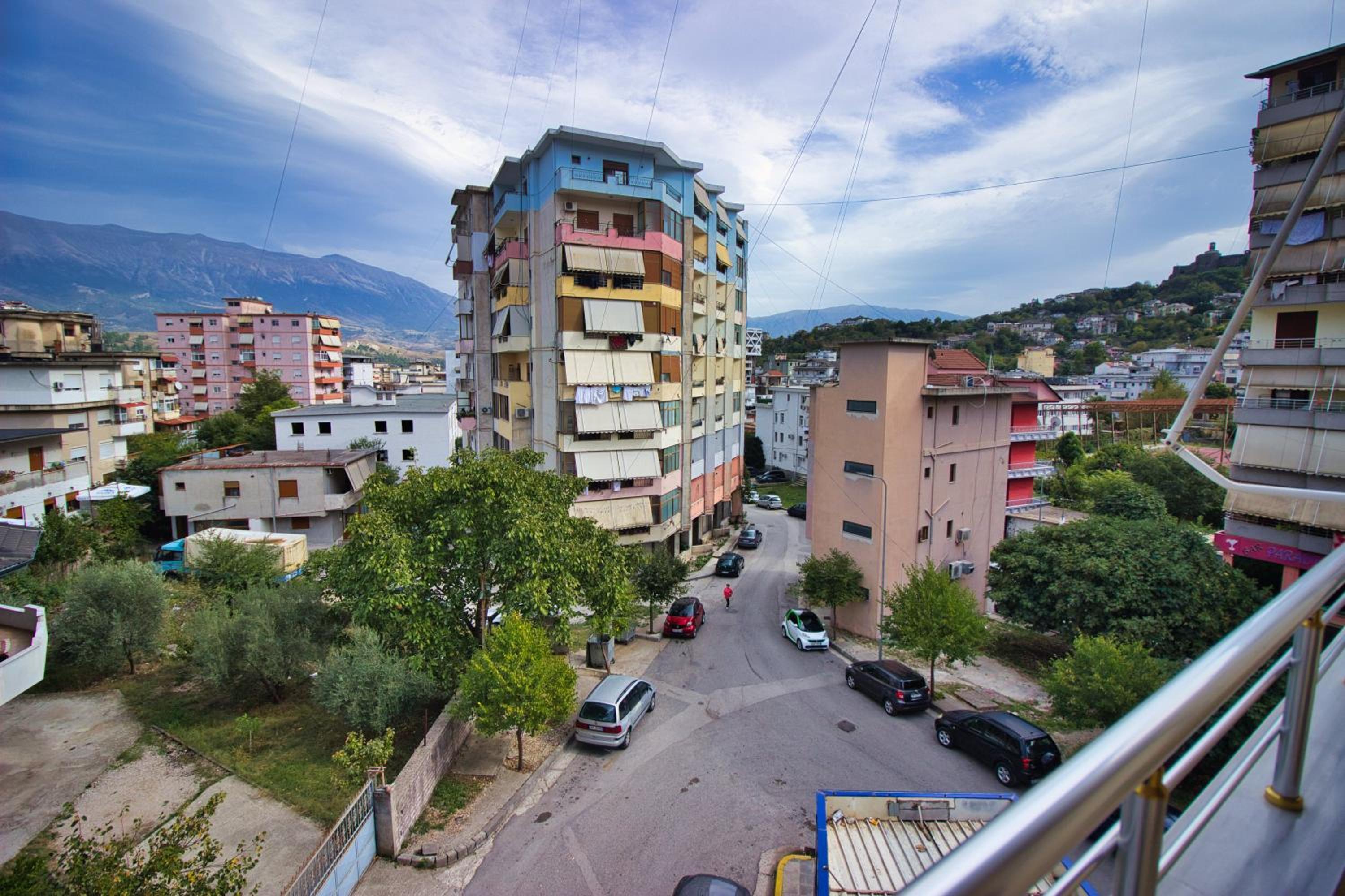 Elida Apartments