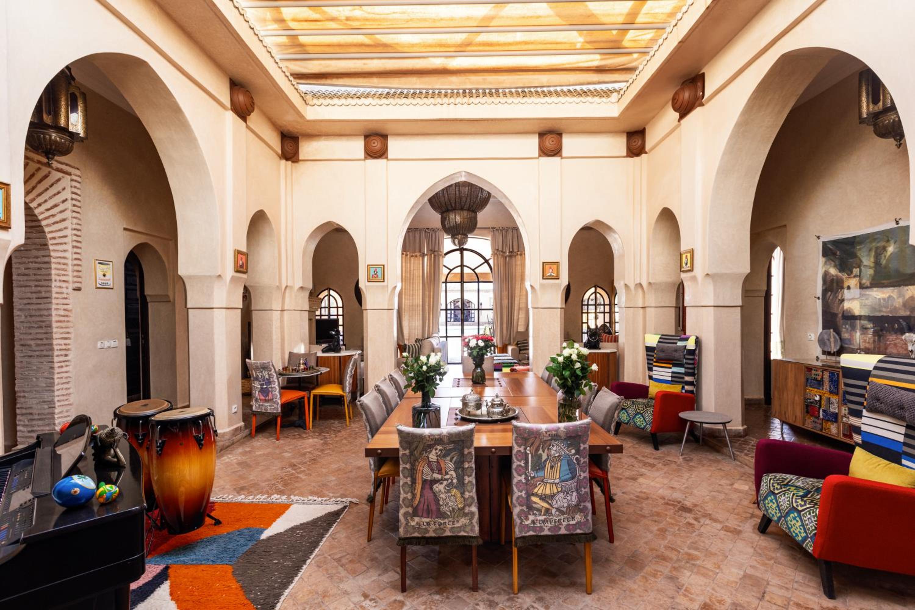 lounge