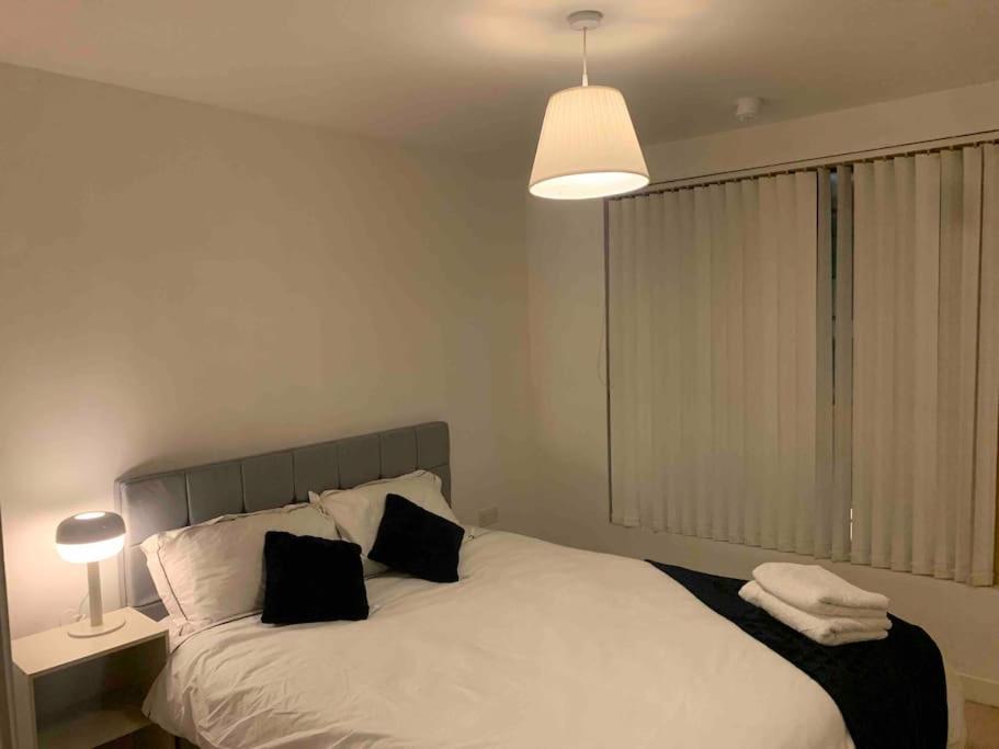 2 Bedrooms Apartment In RG Centre view 5
